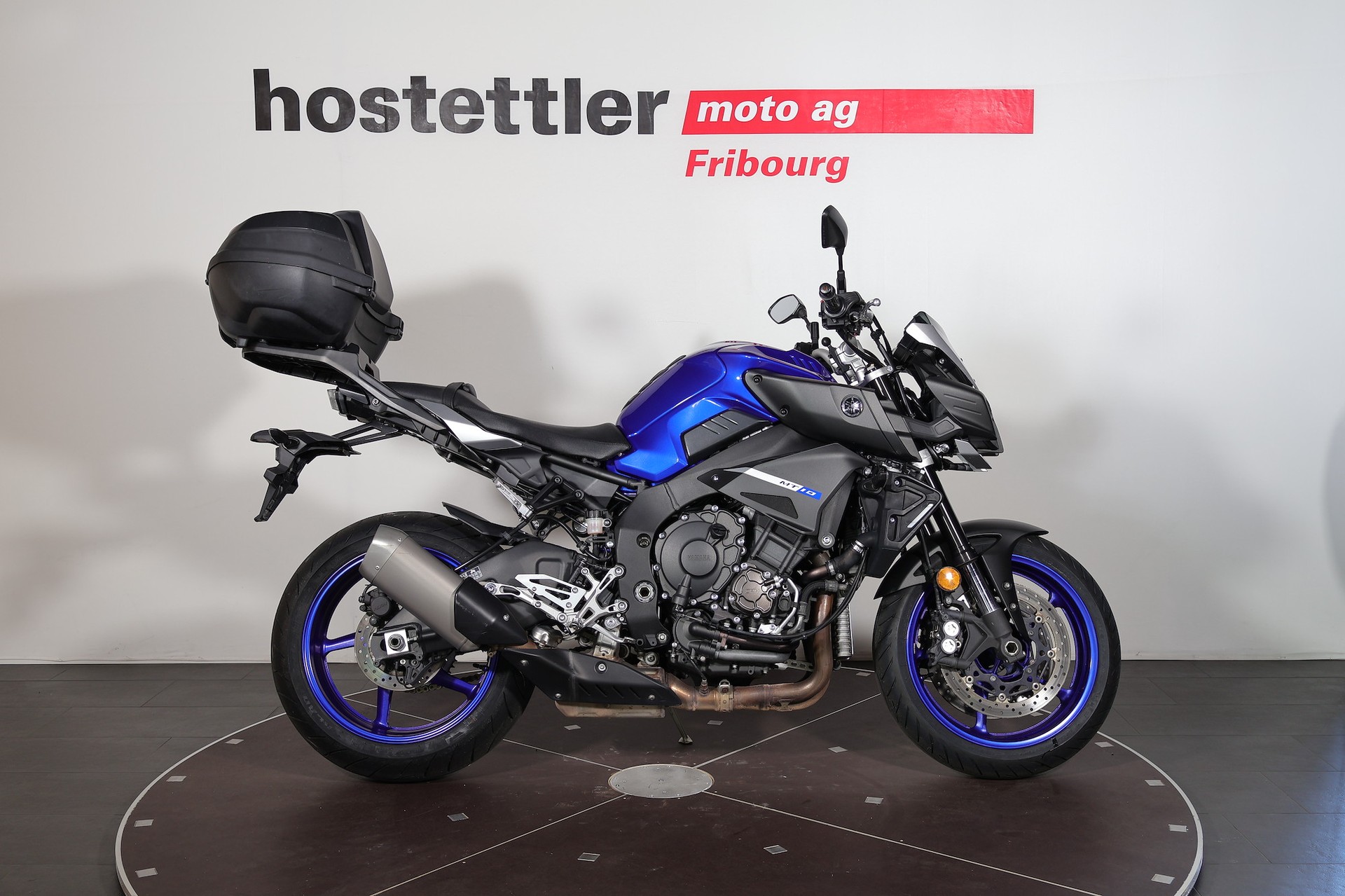 YAMAHA MT-10-showroom-element-1