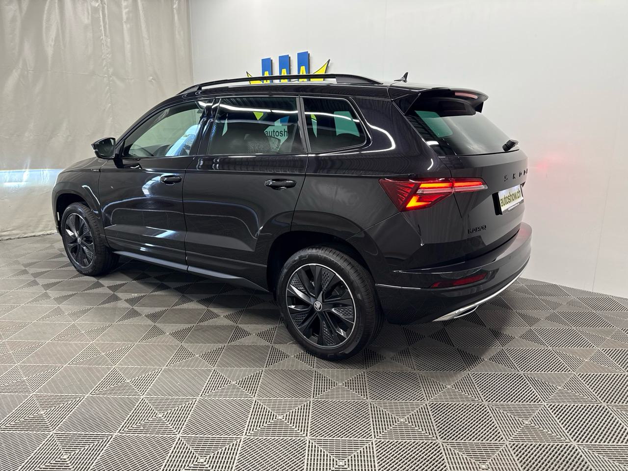 SKODA Karoq 1.5 TSI SportLine DSG-image-1