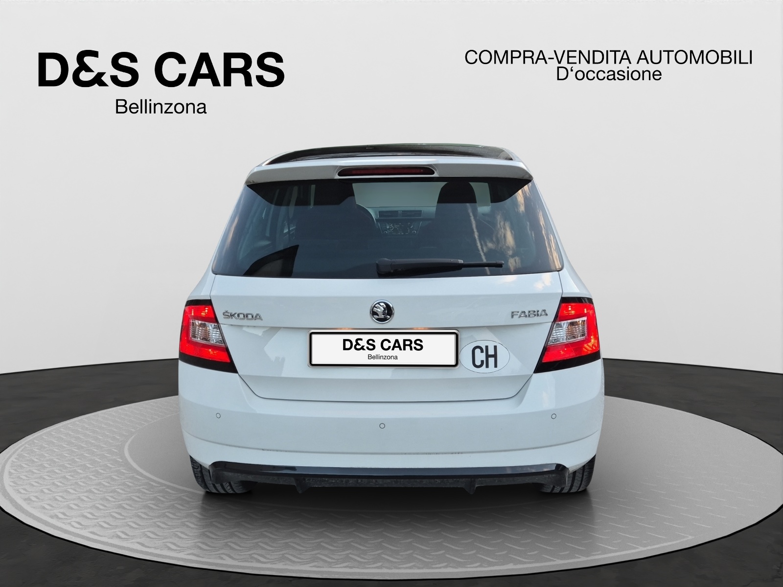 SKODA Fabia 1.2 TSI Monte Carlo-image-4