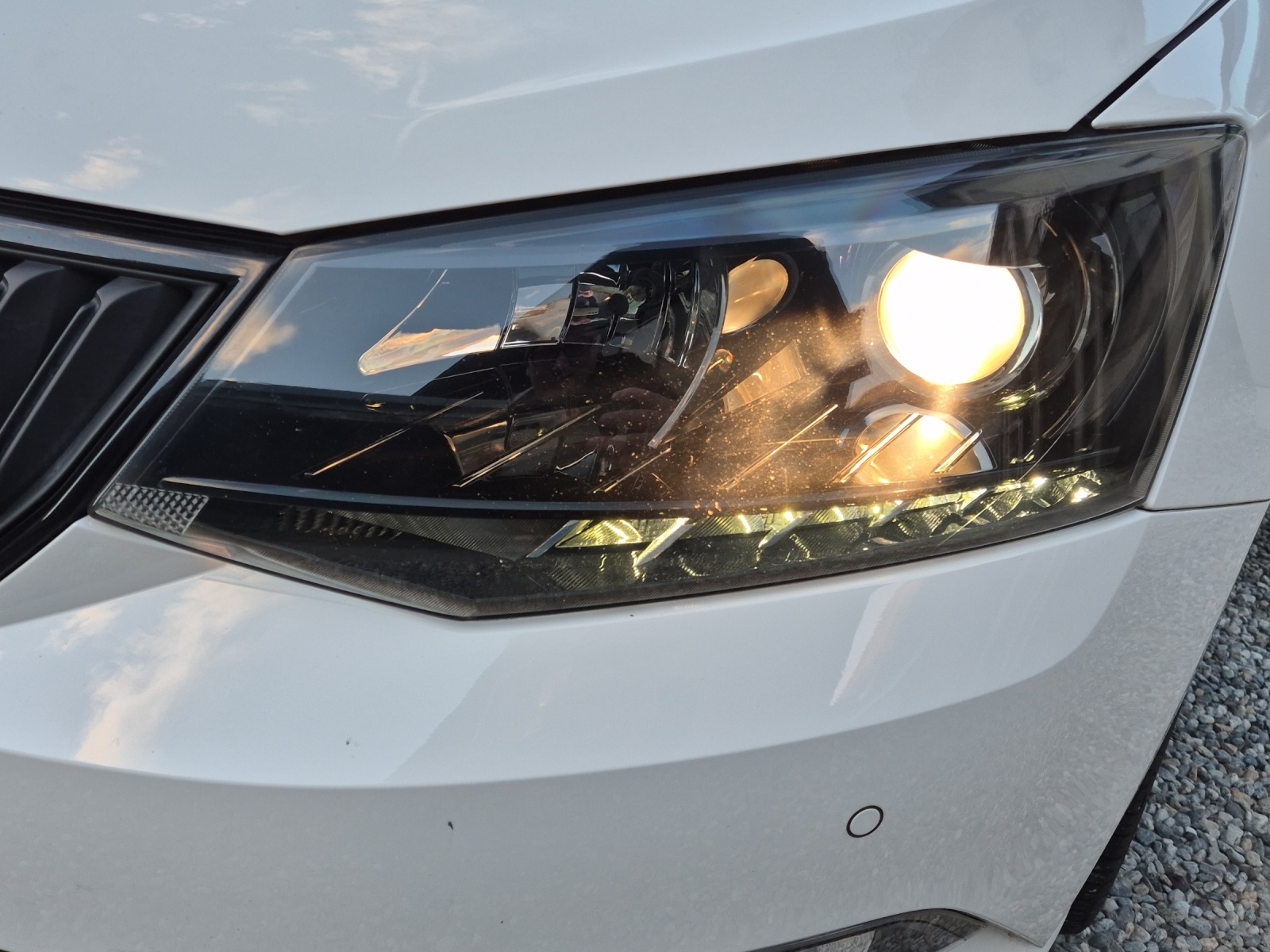 SKODA Fabia 1.2 TSI Monte Carlo-image-1