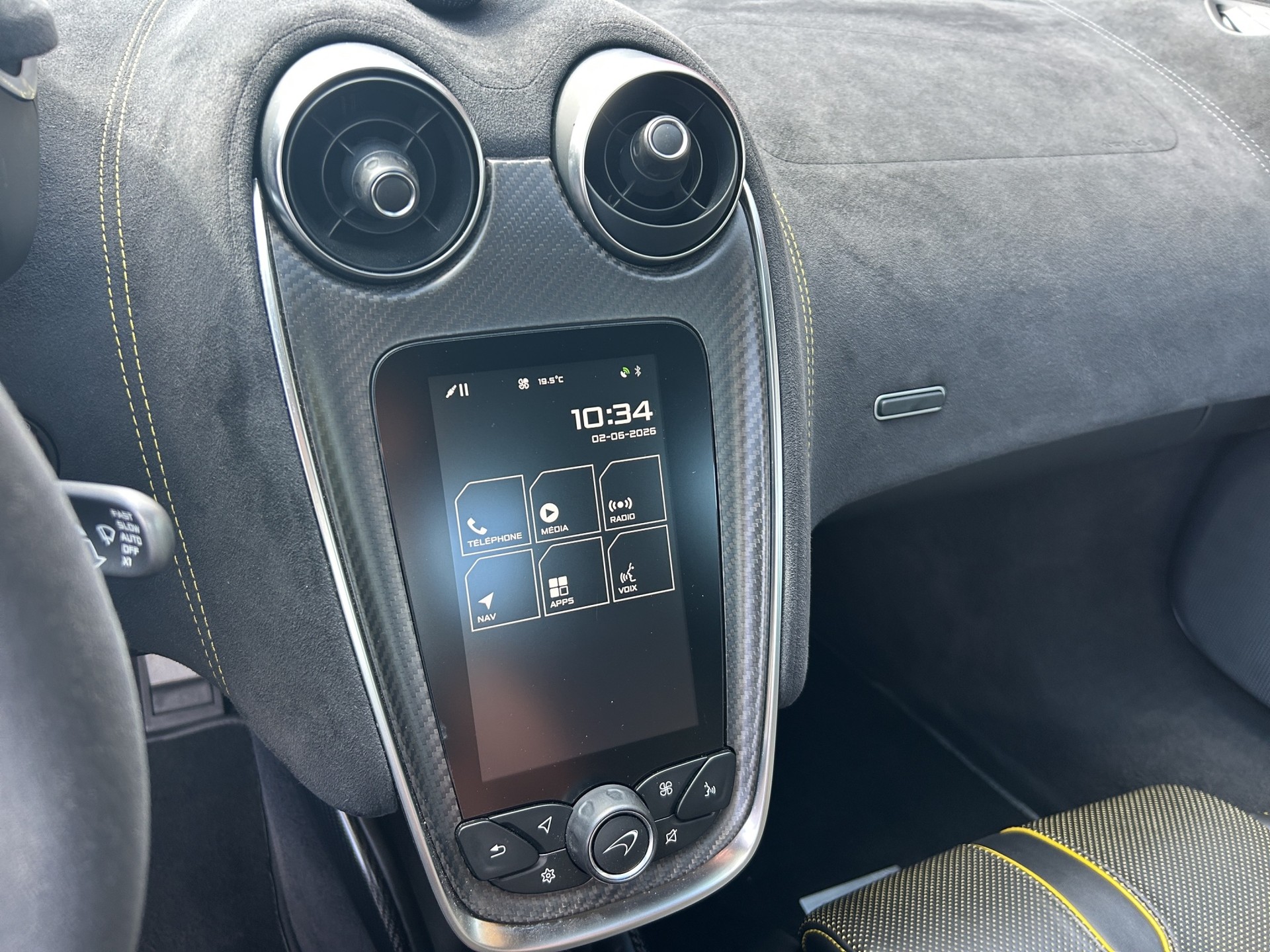 McLAREN 570S Spider 3.8 V8 SSG-image-12