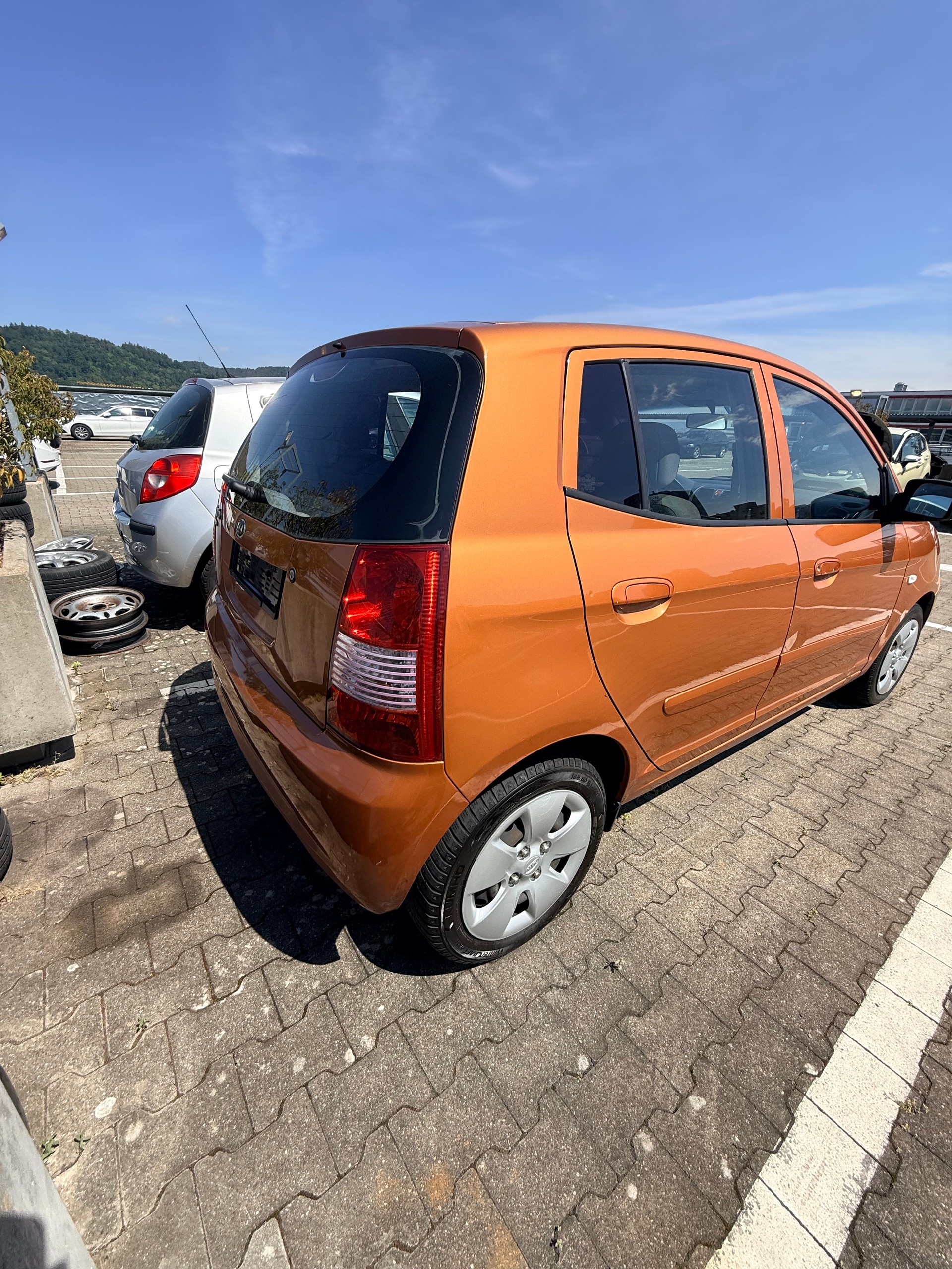 KIA Picanto 1.1 Style-image-2