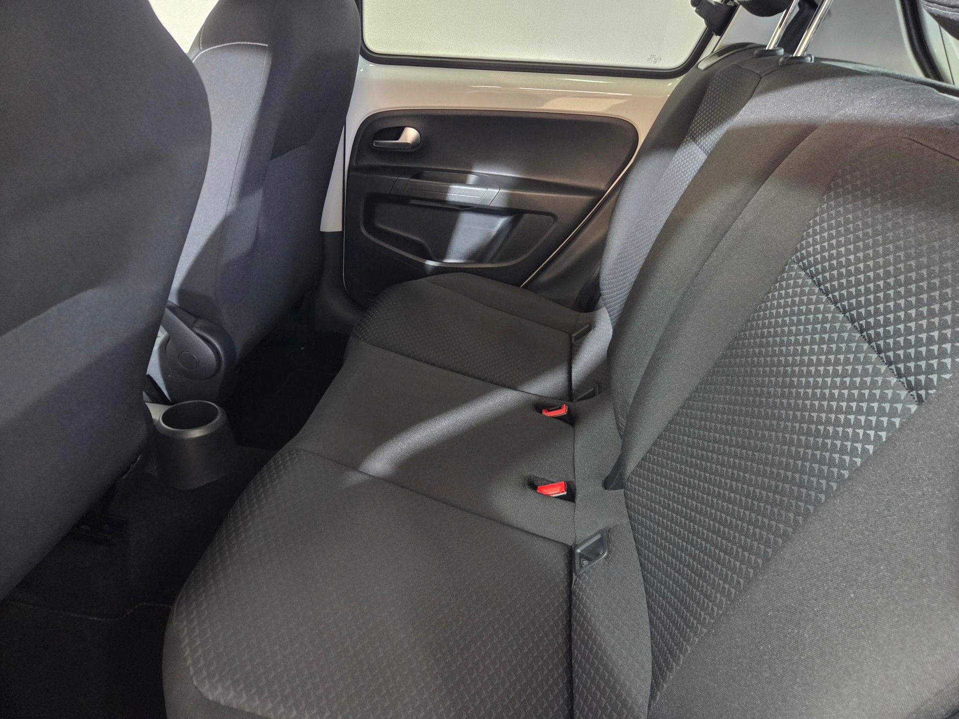 VW Up 1.0 MPI Active-image-9