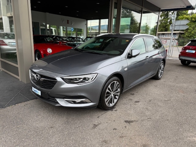 OPEL Insignia 1.6 CDTI Sports Tourer Excellence Automatic-image-1