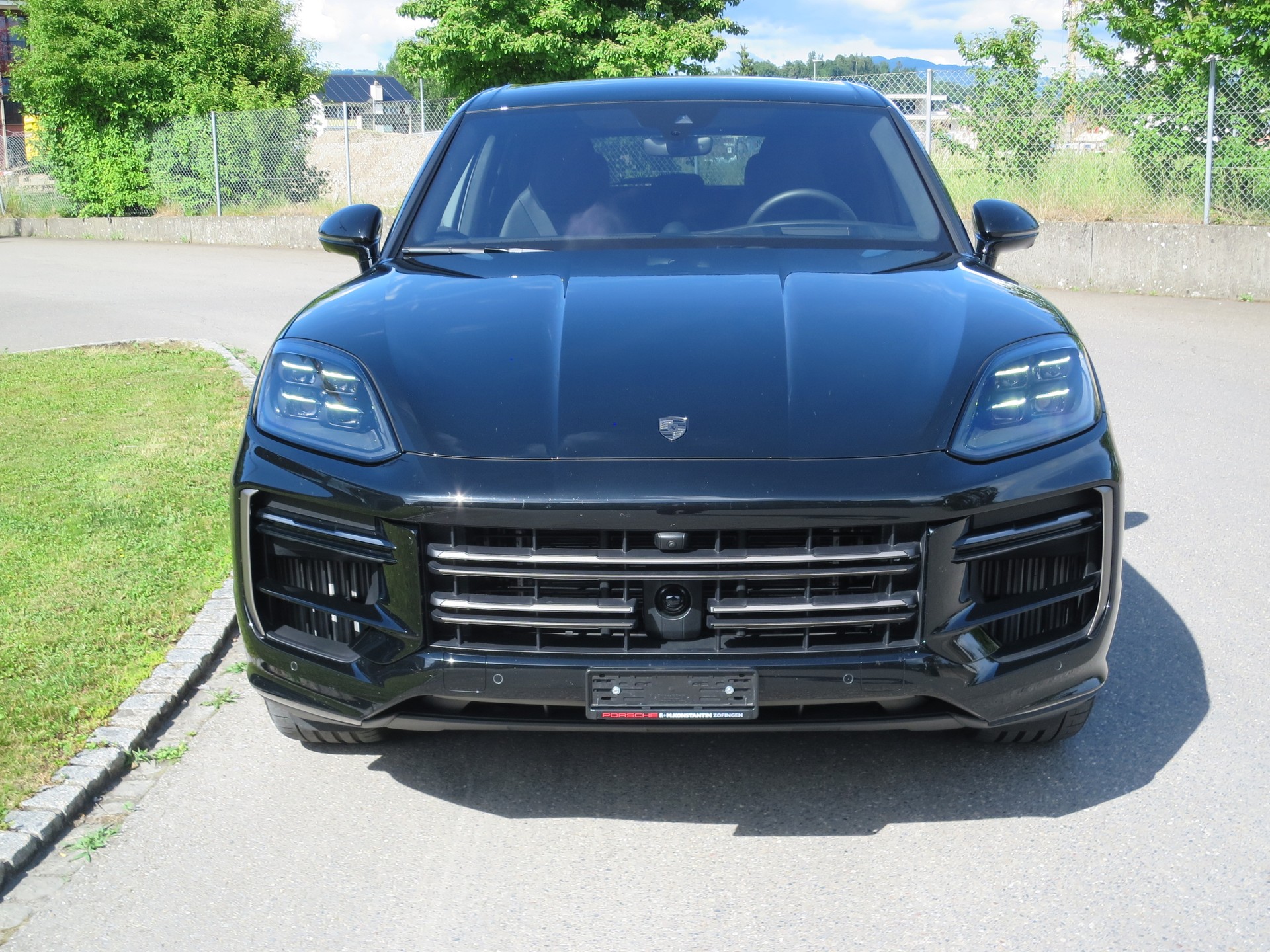 PORSCHE Cayenne Turbo E-Hybrid Tiptronic-image-7