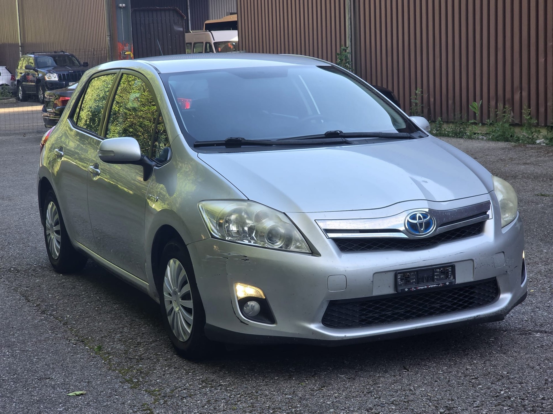 TOYOTA Auris 1.8 16V HSD Linea Luna-image-1