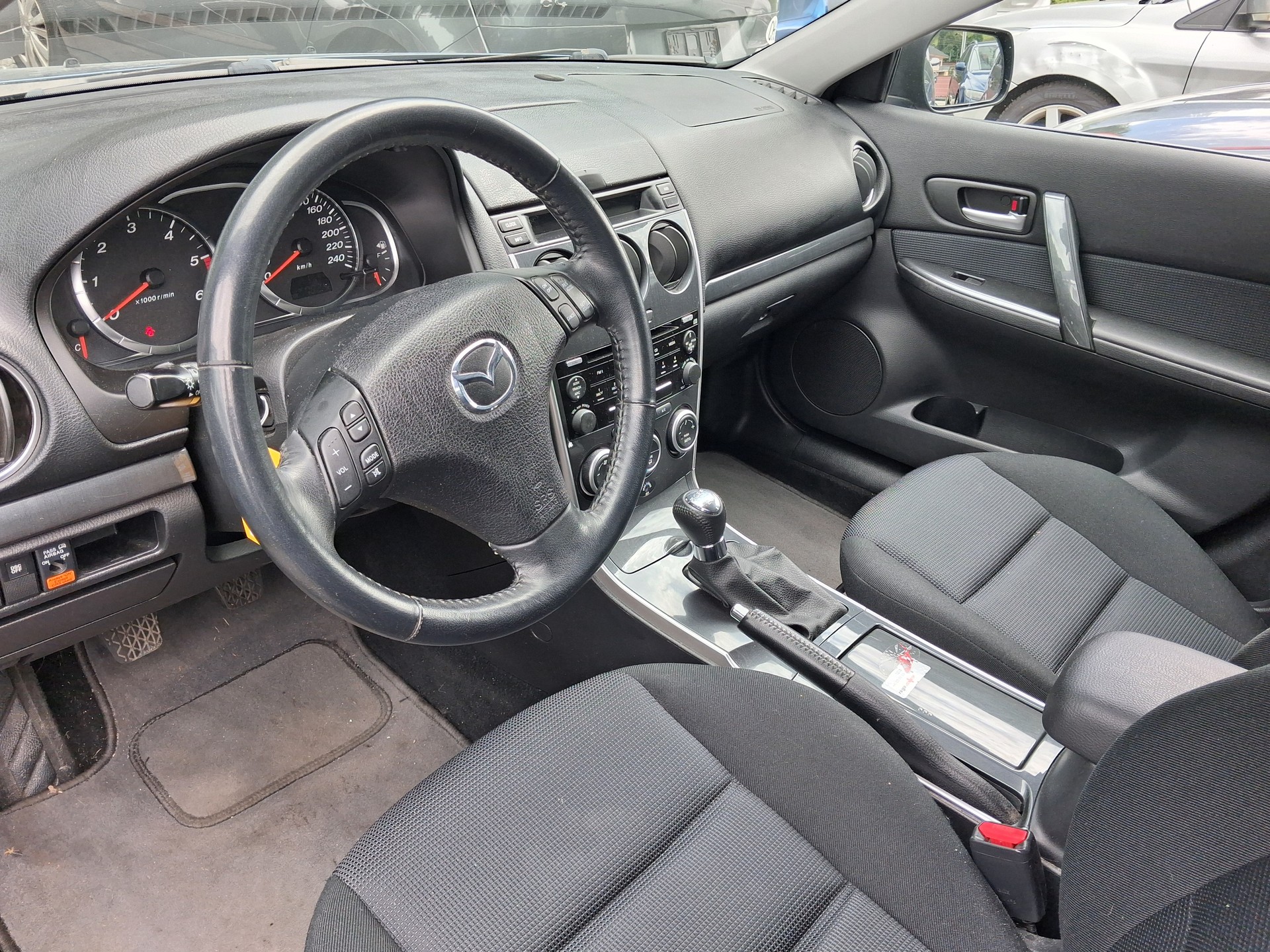 MAZDA 6 2.0 CD 16V Confort-image-6