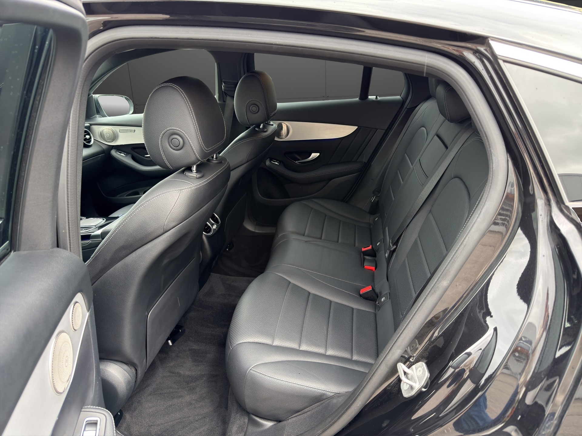 MERCEDES-BENZ GLC Coupé 300 e AMG Line 9G-Tronic-image-22