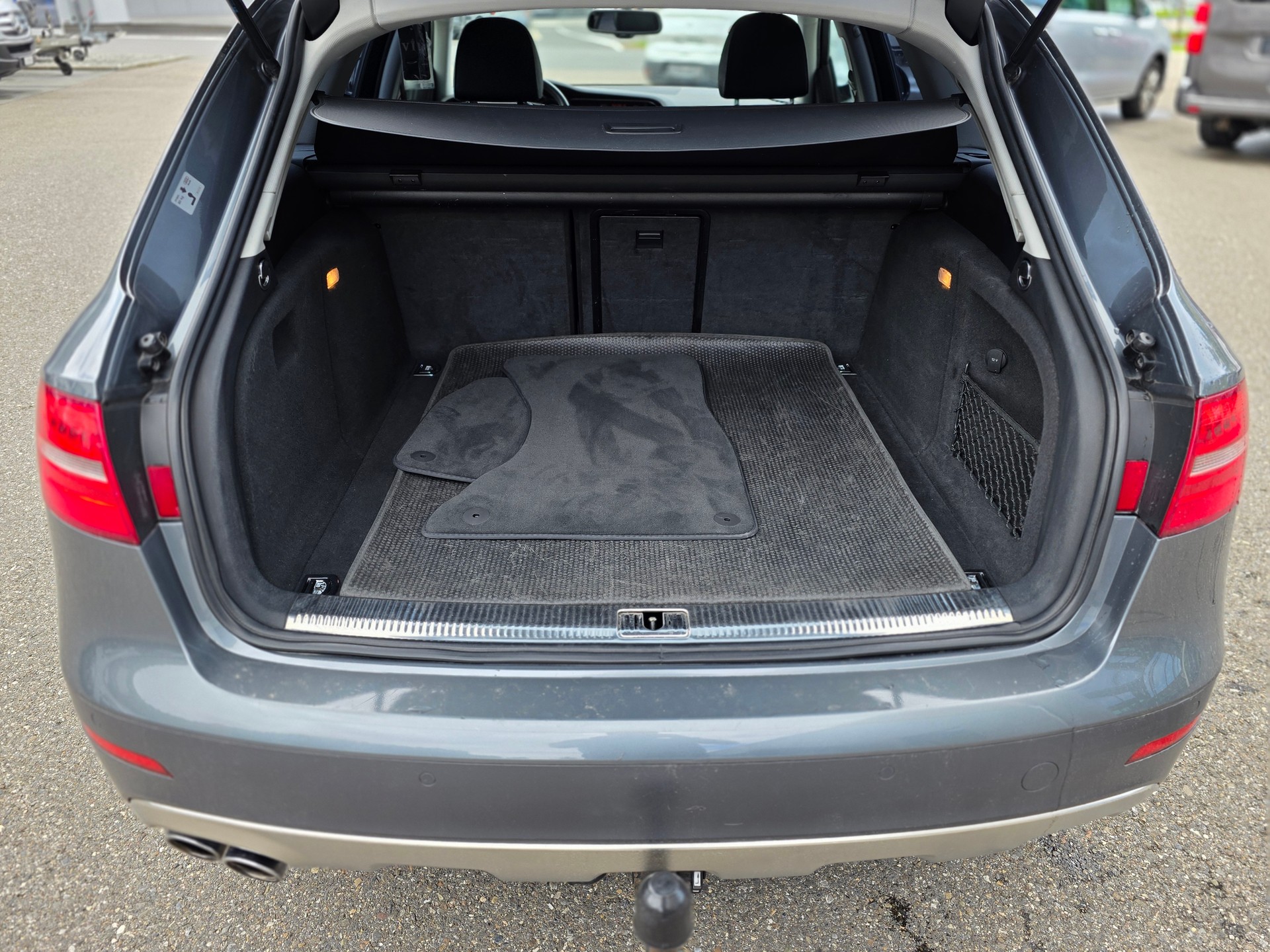 AUDI A4 allroad 3.0 TDI clean diesel quattro S-tronic-image-8