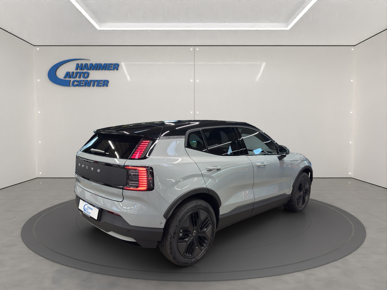 VOLVO EX30 CC P8 Ultra AWD-image-4