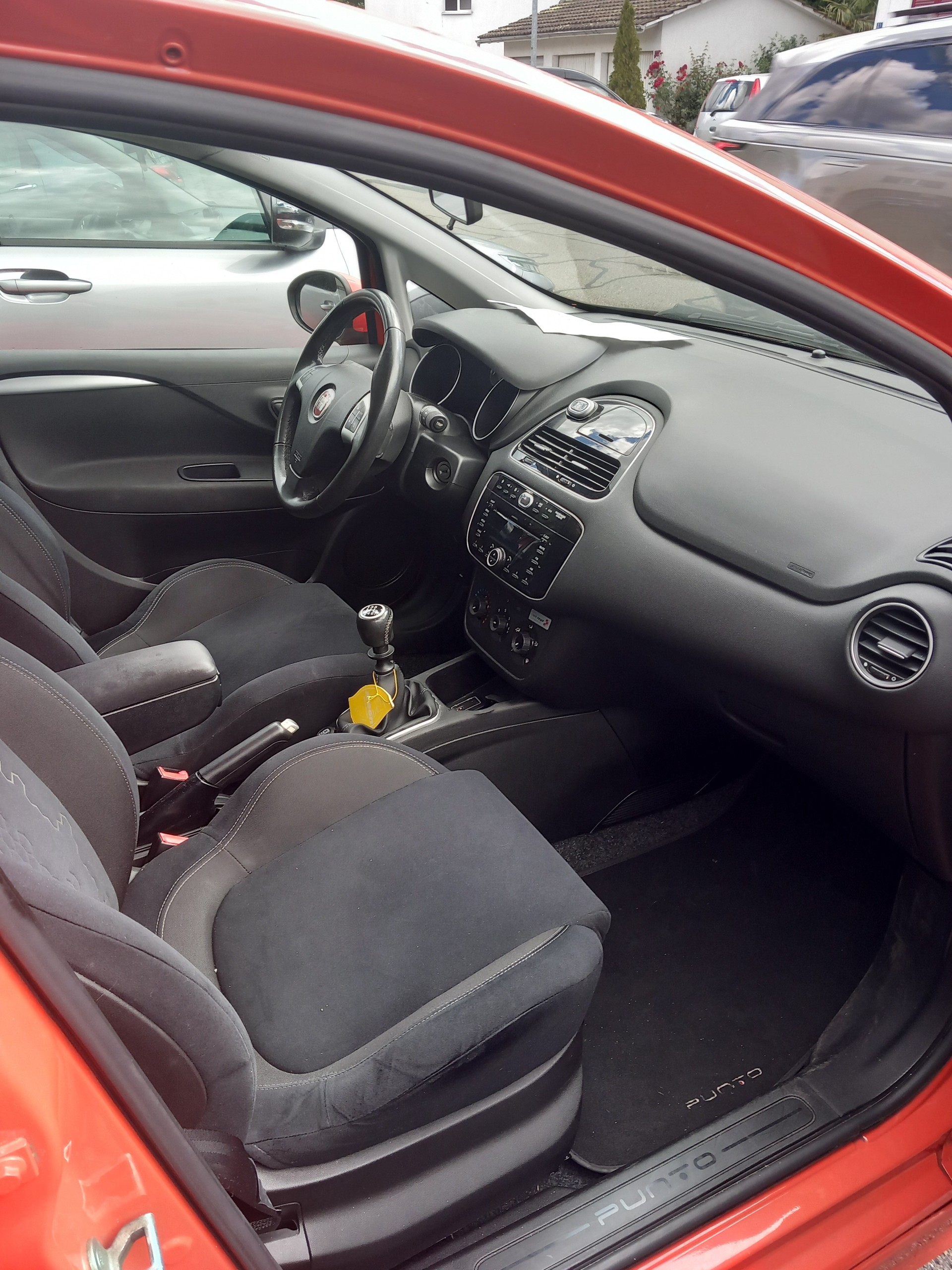 FIAT Punto 0.9 Twinair MYSTYLE-image-5
