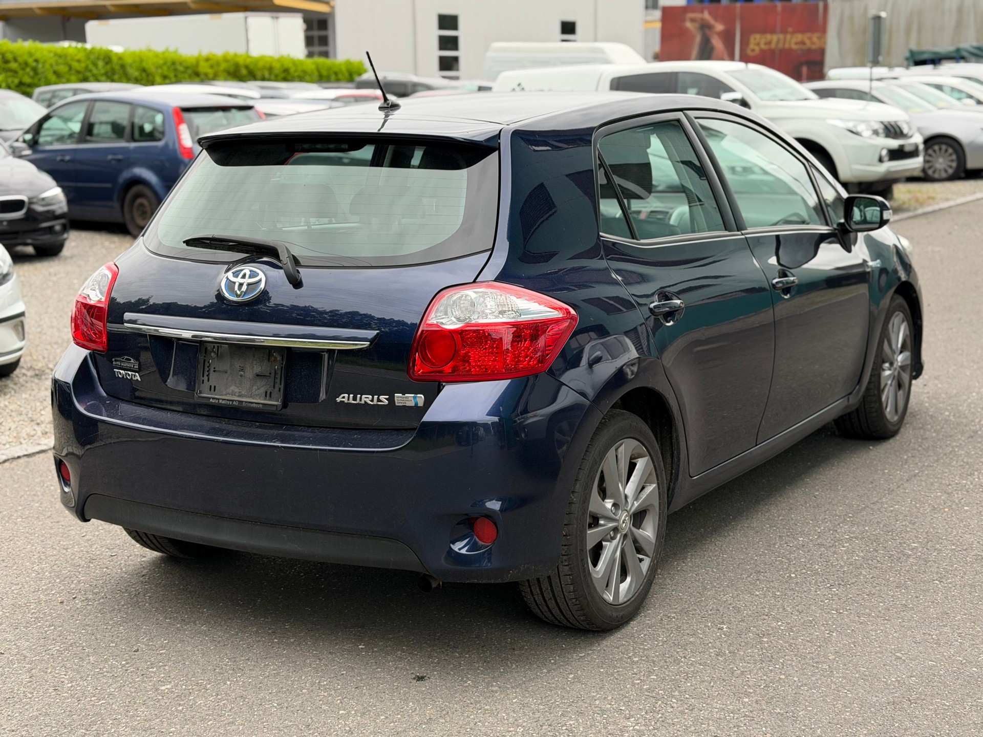 TOYOTA Auris 1.8 16V HSD Linea Sol-image-3