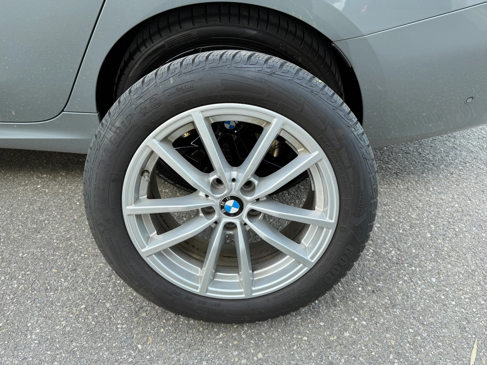 BMW 320d xDrive 48V Touring Steptronic M Sport-image-29