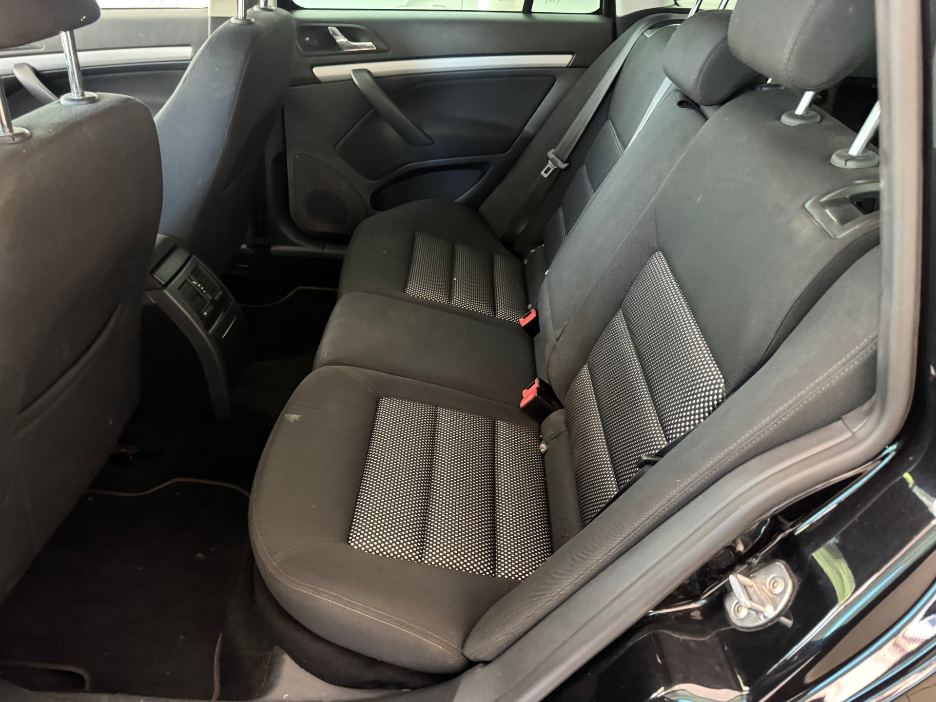 SKODA Octavia Combi 1.8 TSI AllDrive 4x4-image-12