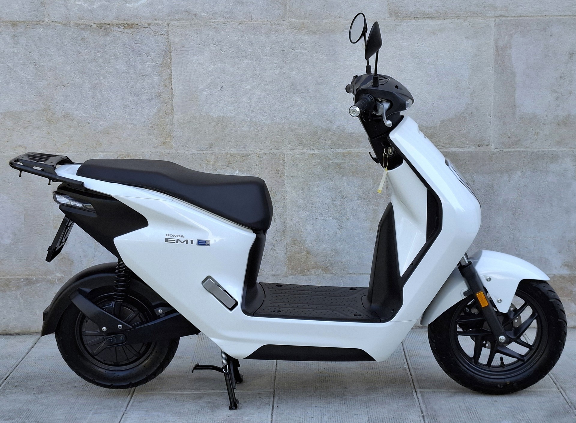 HONDA EM1-E