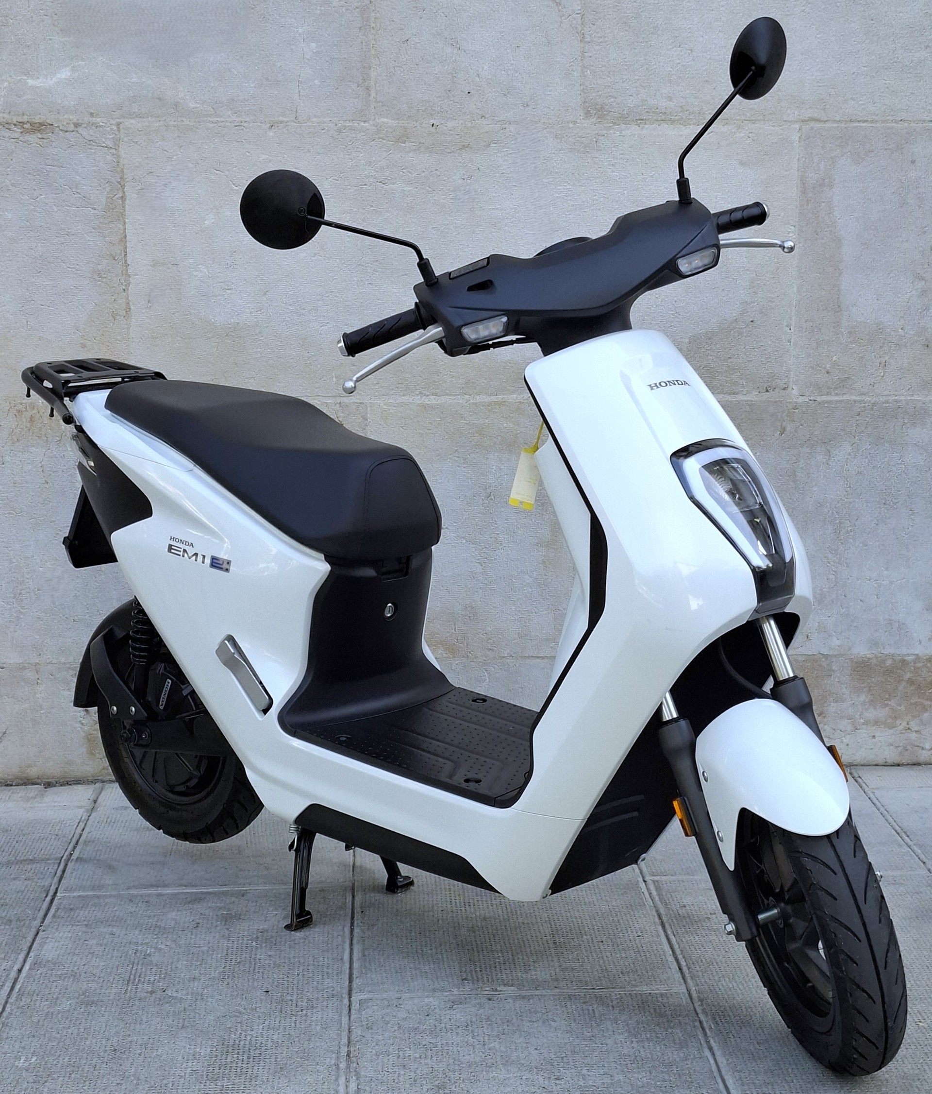HONDA EM1-E-showroom-element-1