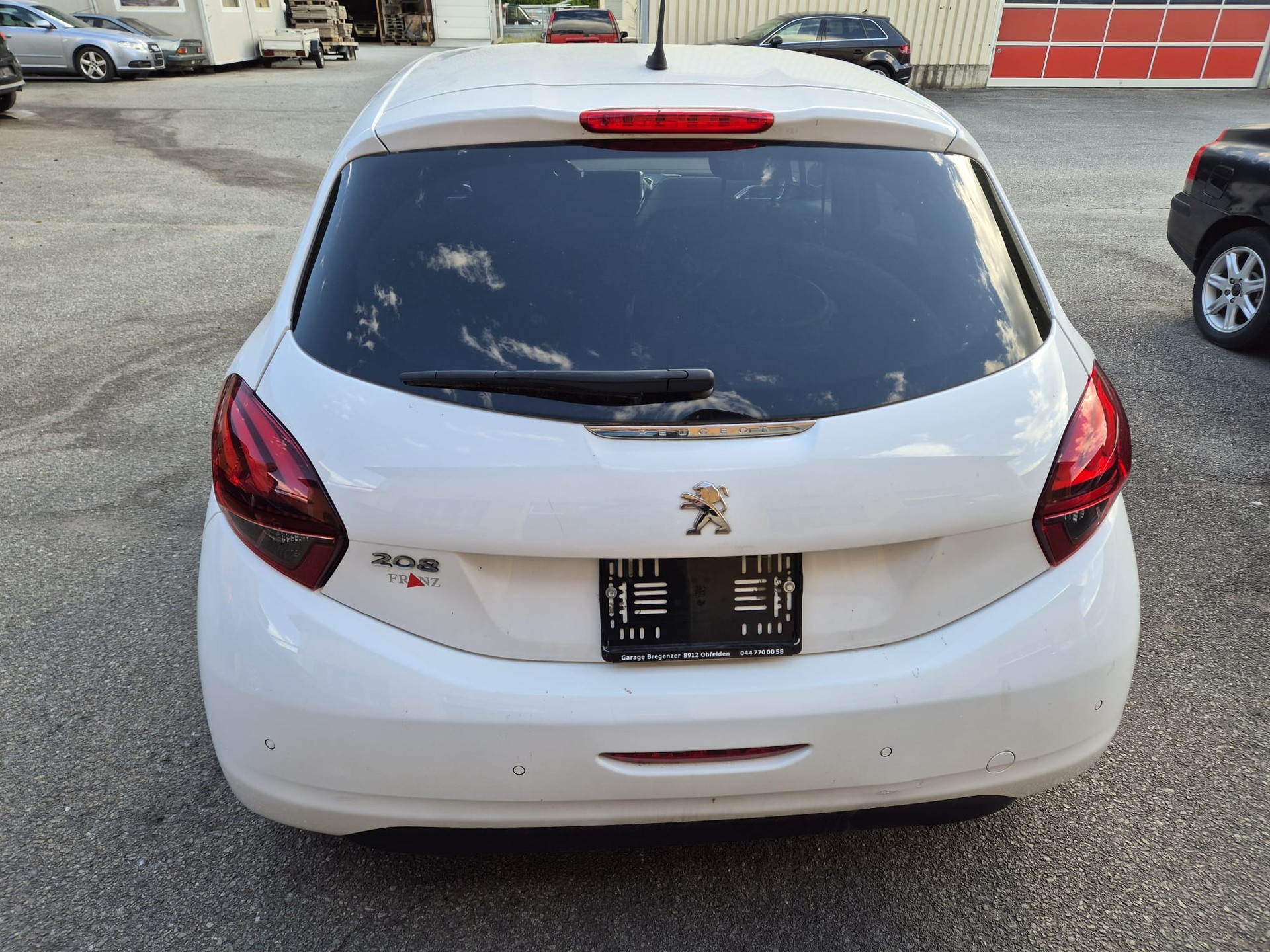 PEUGEOT 208 1.2 PureTech Active-image-7