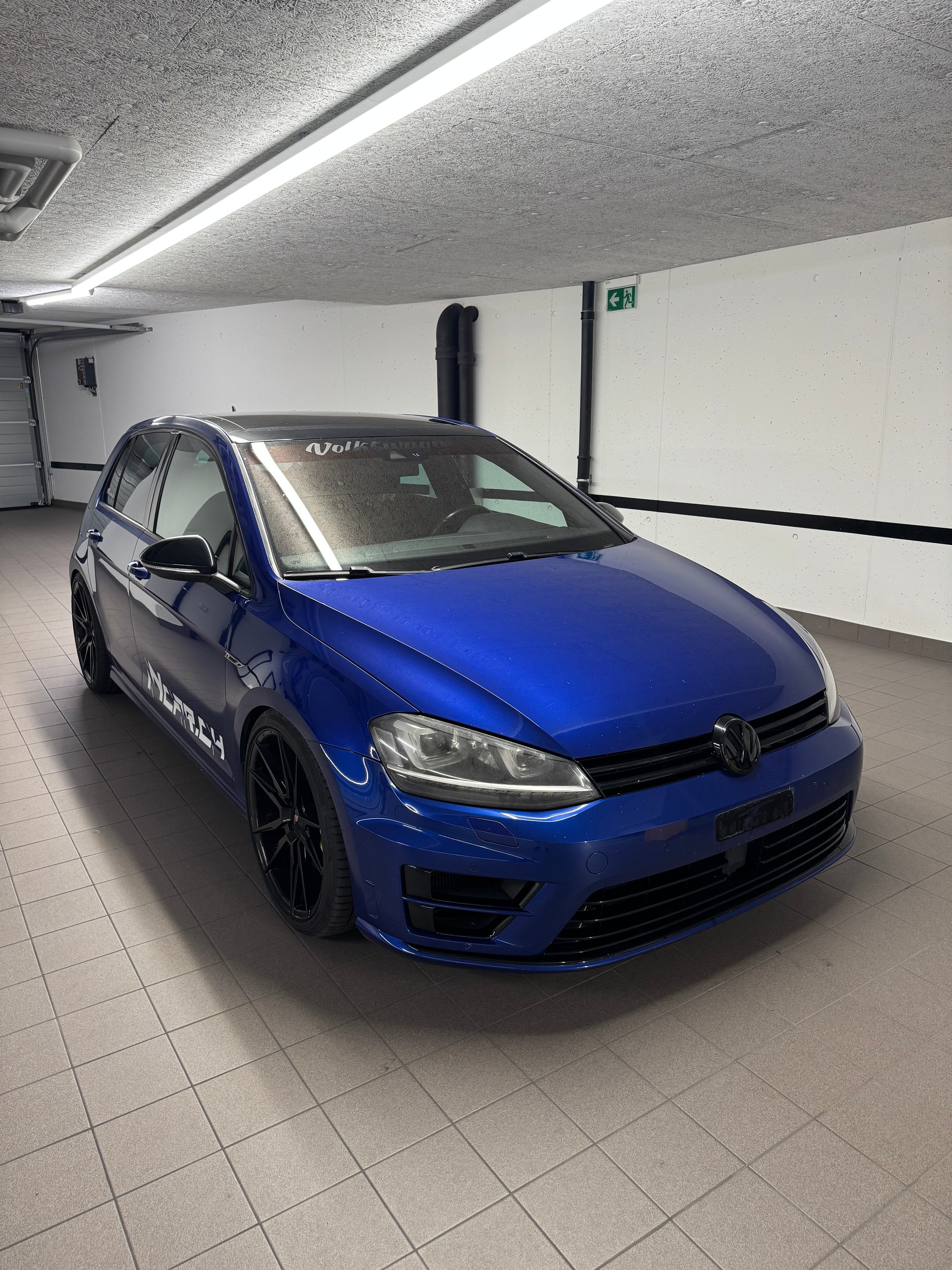 VW 2.0 TSI R DSG 4motion-image-4