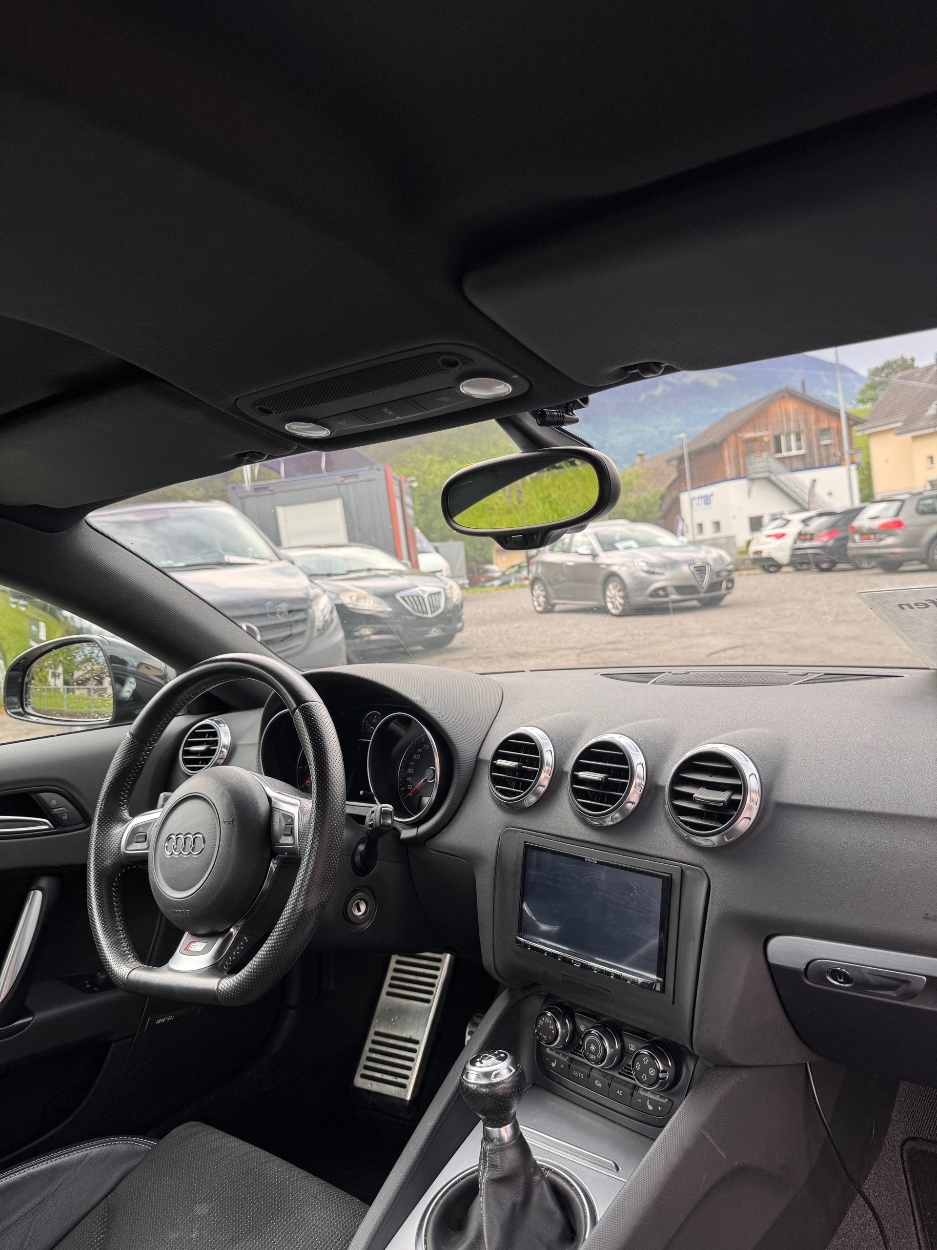 AUDI TT Coupé 2.0 TFSI-image-10