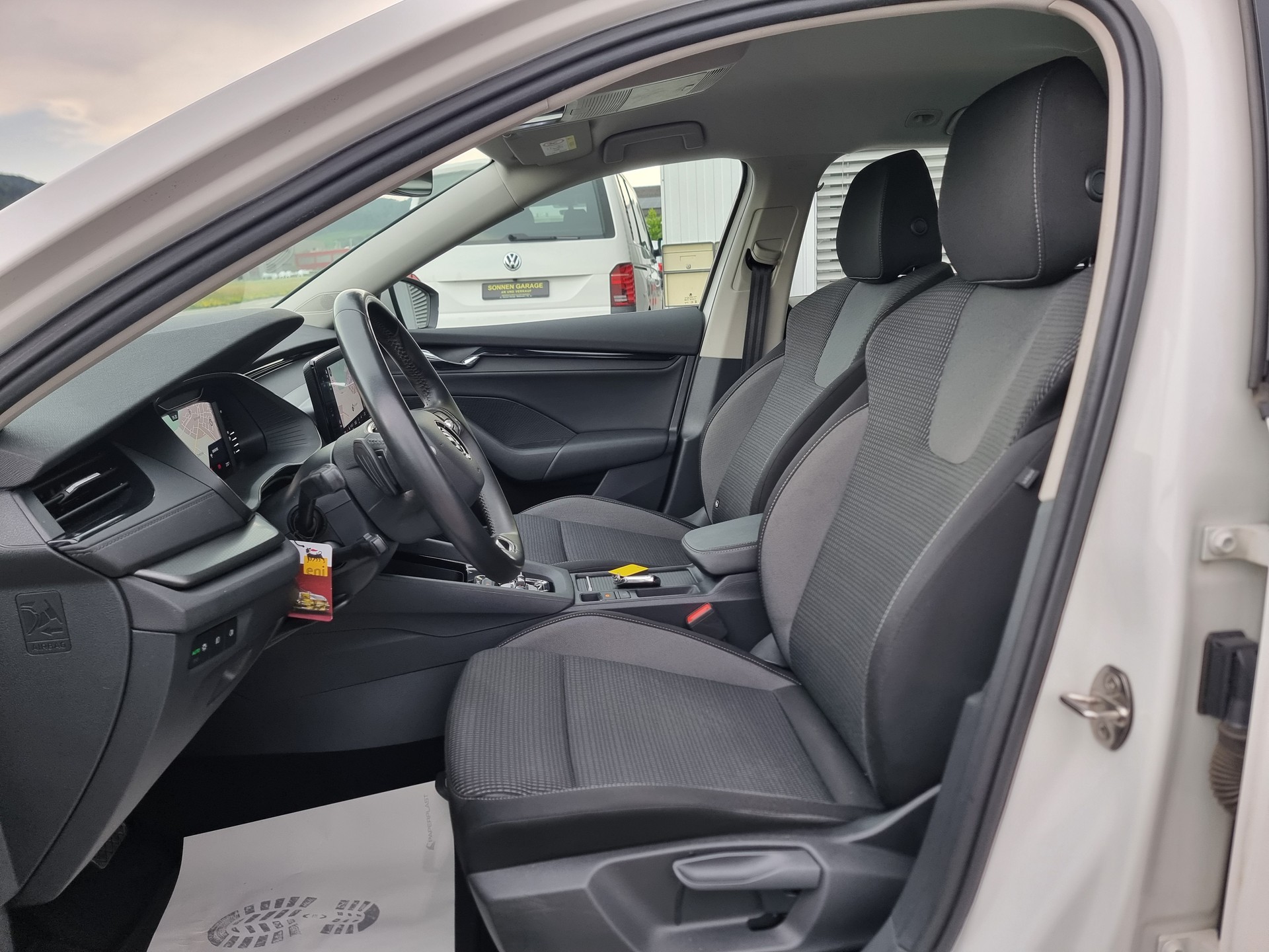 SKODA Octavia Combi 2.0 TDI DSG Ambition 4x4-image-5