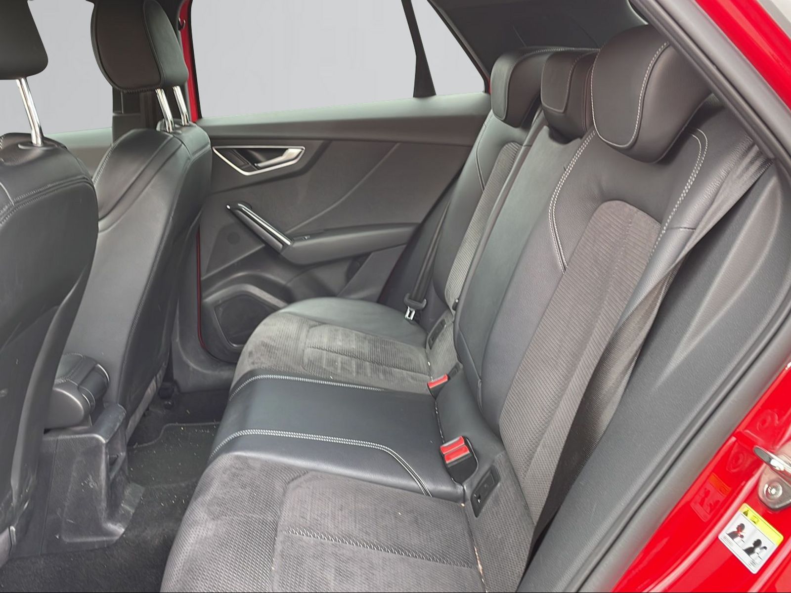 AUDI Q2 2.0 TDI sport quattro S-tronic-image-8