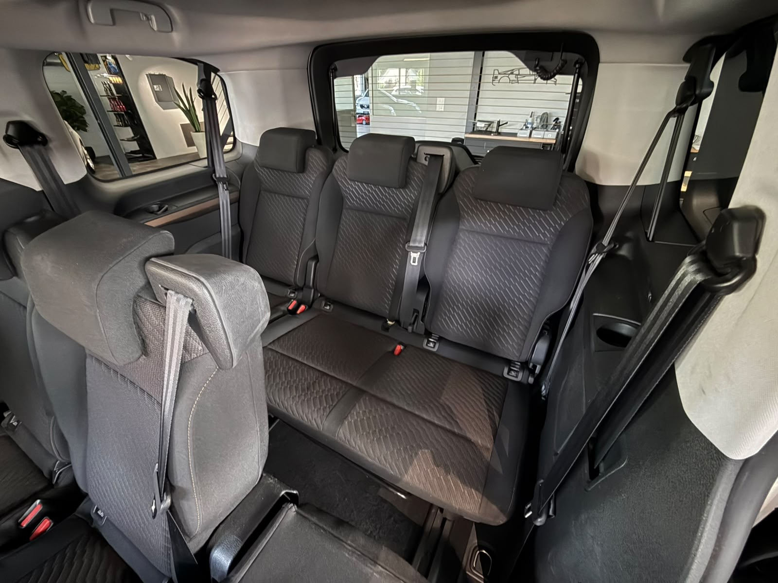 TOYOTA Proace Verso 2.0 D-4D Family Medium Automatic-image-10