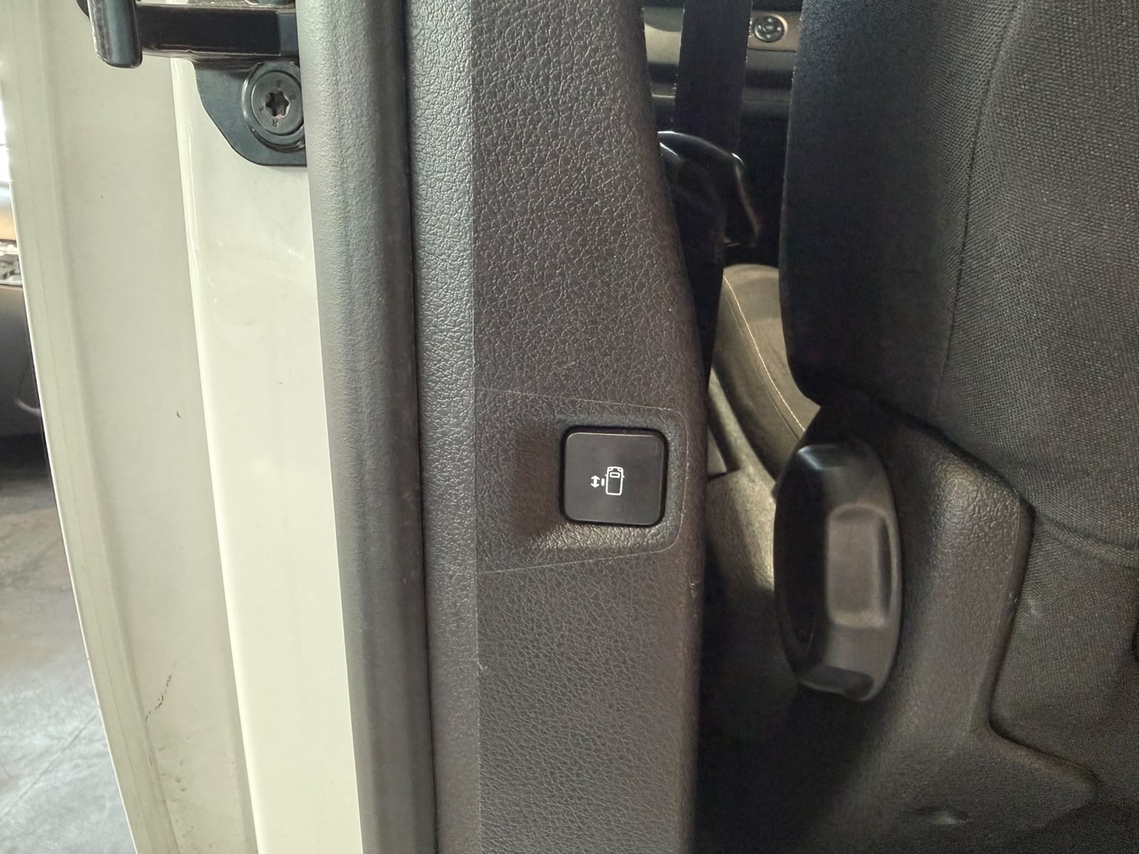 TOYOTA Proace Verso 2.0 D-4D Family Medium Automatic-image-16