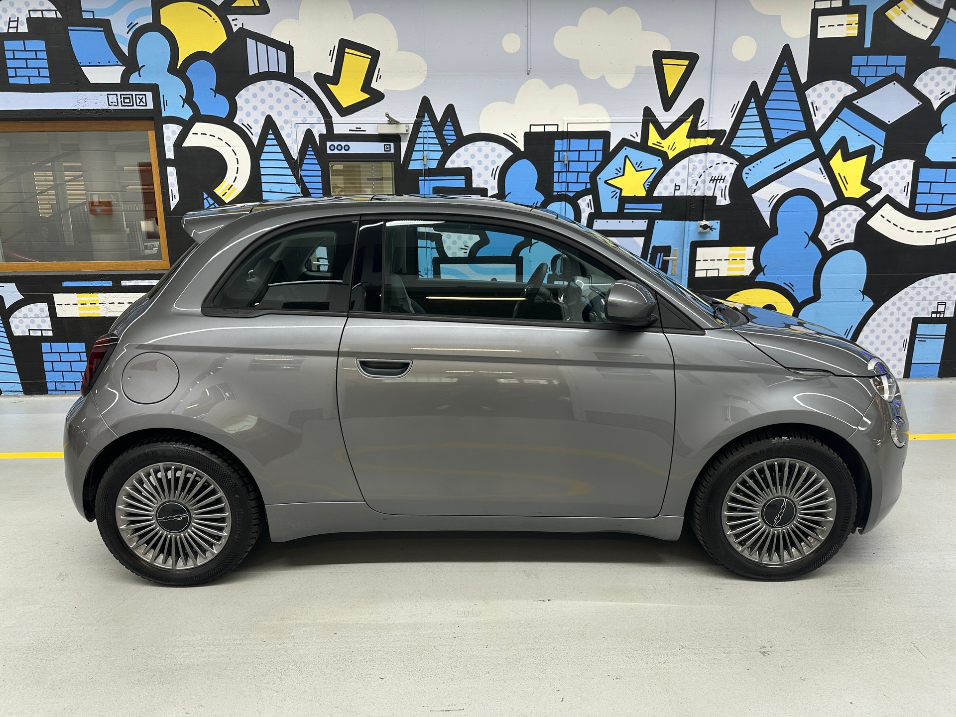 FIAT 500 electric 87 kW Icon-image-2