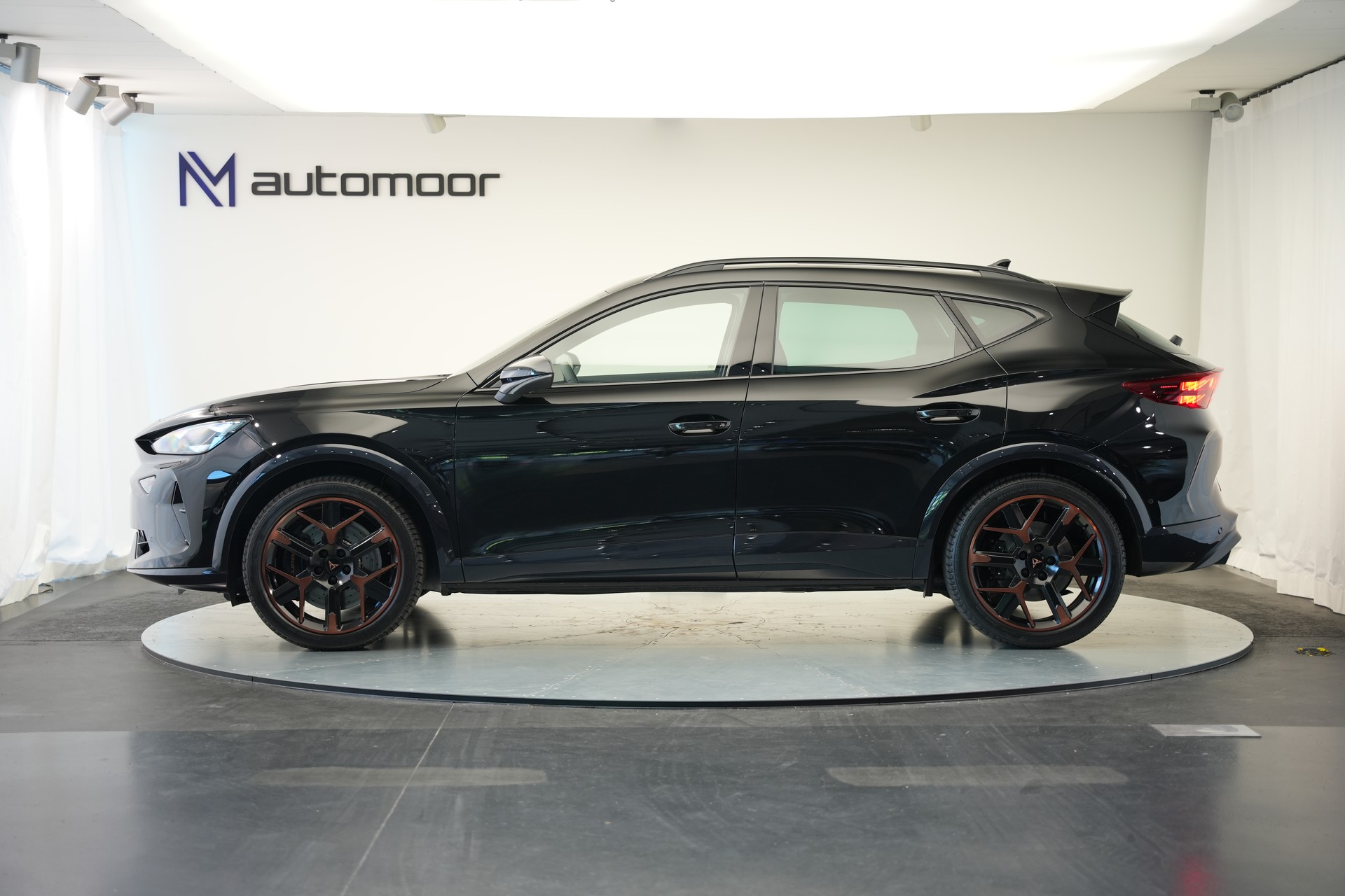 CUPRA Formentor 2.0TSI VZ 4Drive DSG *CH-Fahrzeug* *AHK* *Panorama* *Assistenzpaket*-image-7