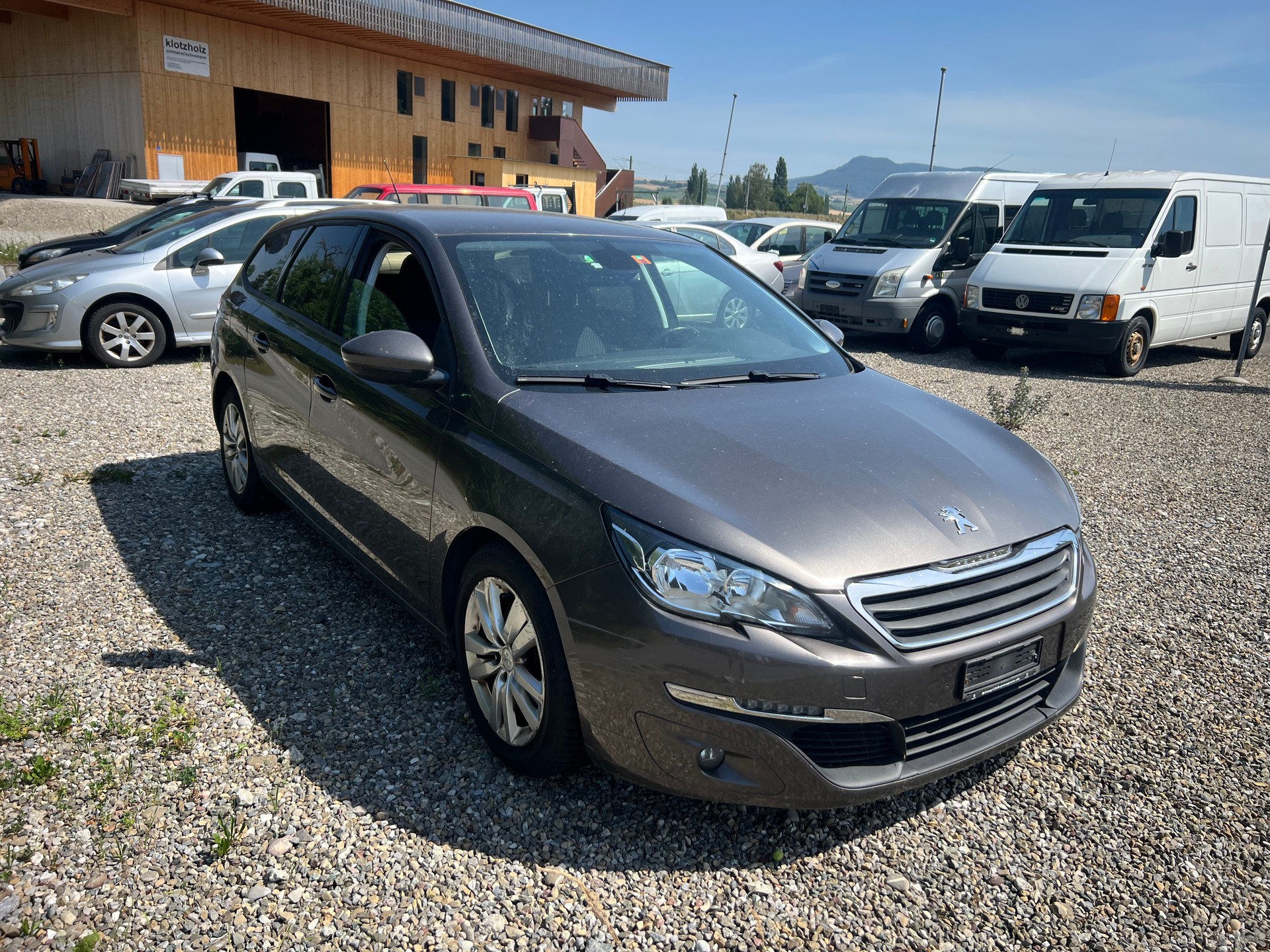 PEUGEOT 308 SW 2.0 BlueHDI Active Automatic-image-0