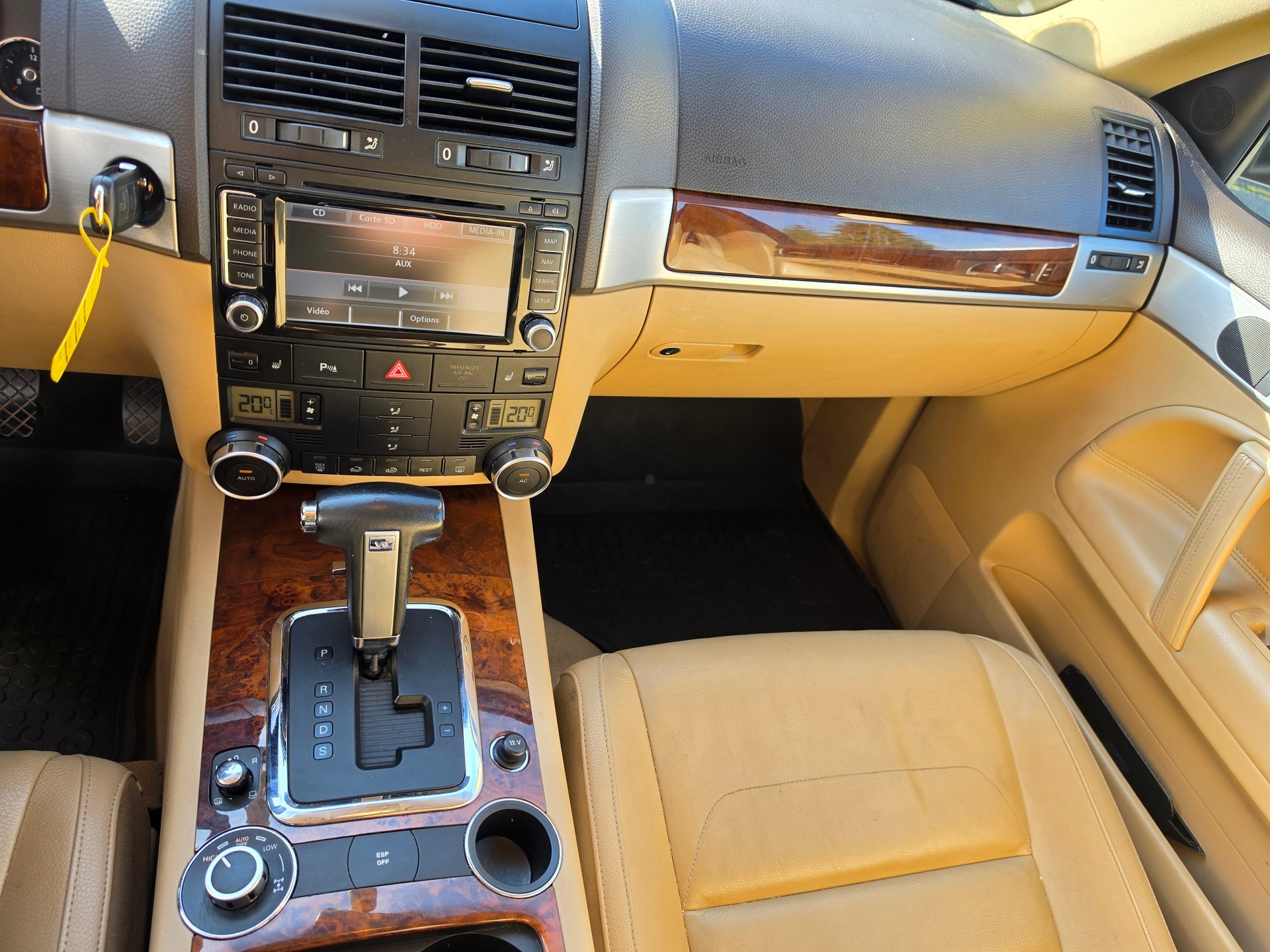 VW Touareg 3.0 TDI Tiptronic-image-11
