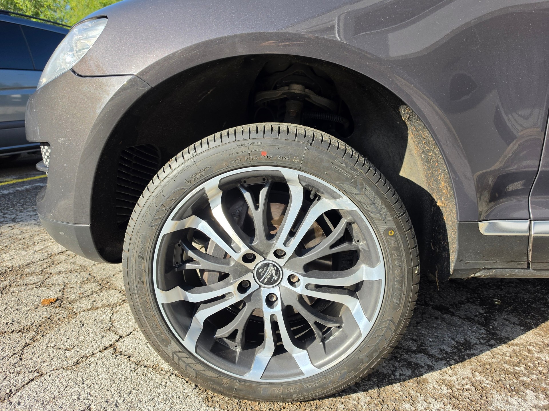 VW Touareg 3.0 TDI Tiptronic-image-6