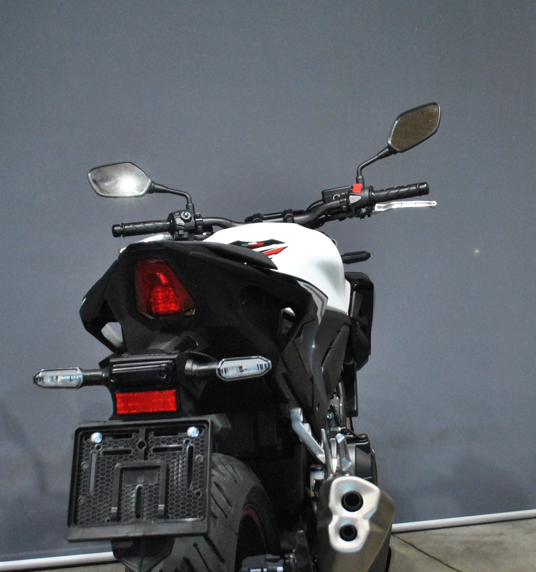 HONDA CB 500 Hornet-image-8