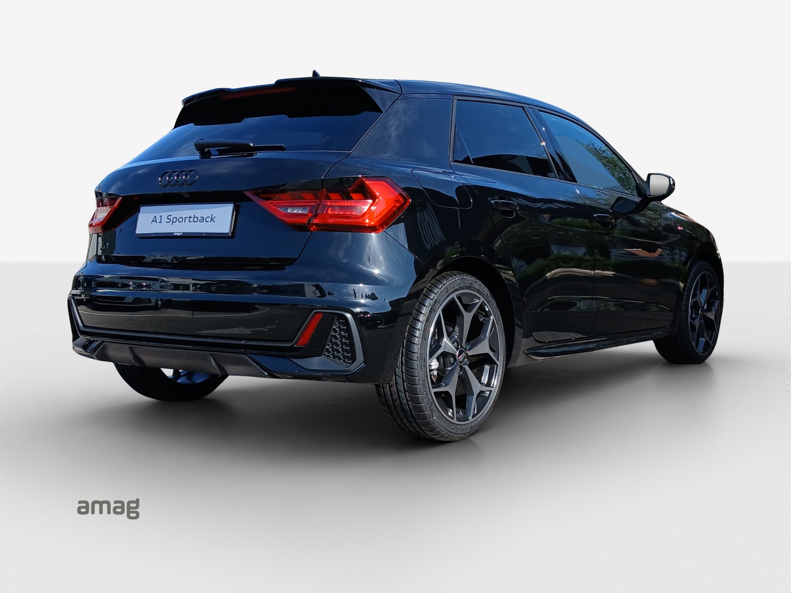 AUDI A1 Sportback 30 TFSI S Line Attraction S-tronic-image-4