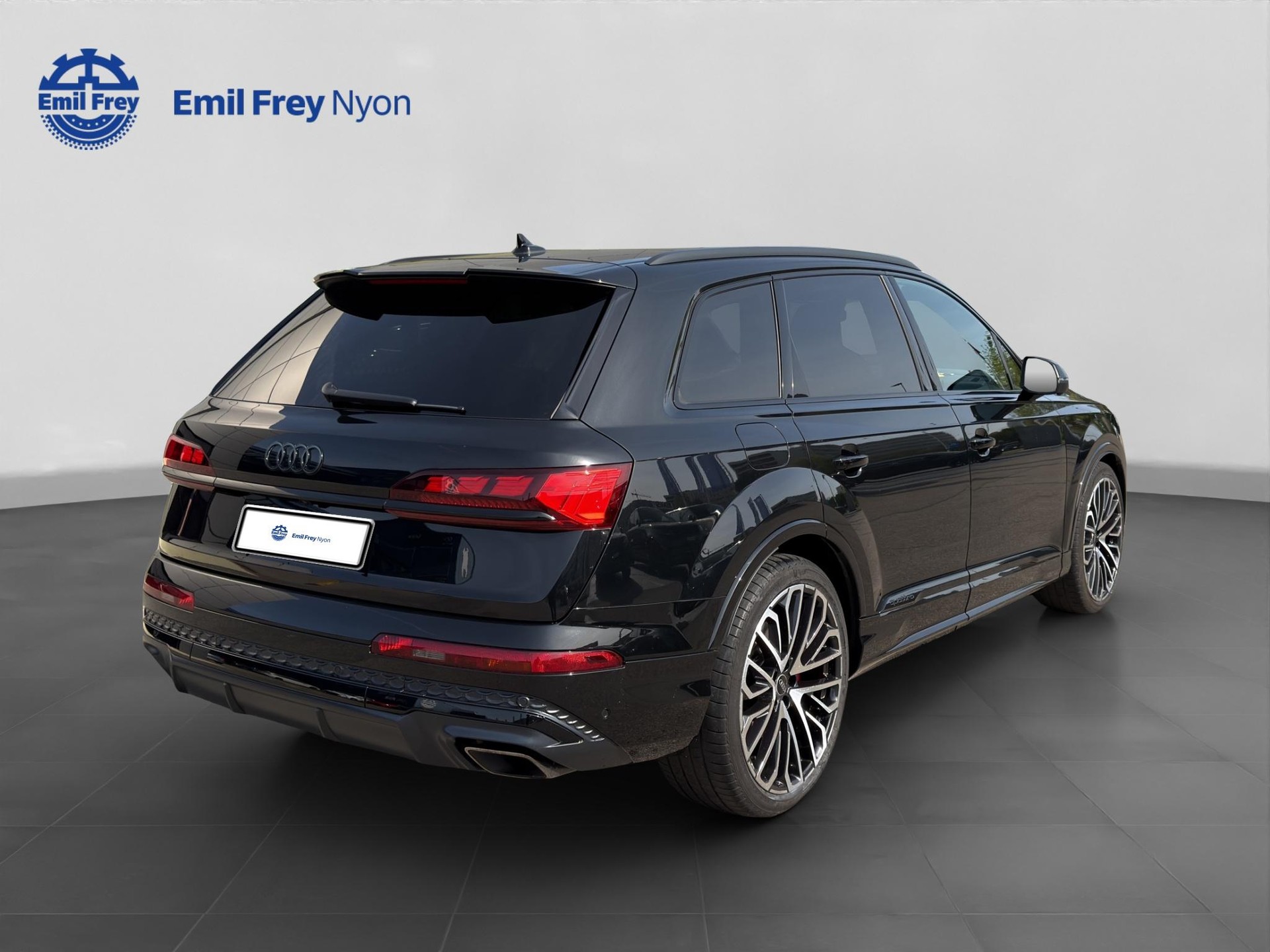AUDI Q7 SUV 3.0 50 TDI S Line quattro T-Tronic-image-5