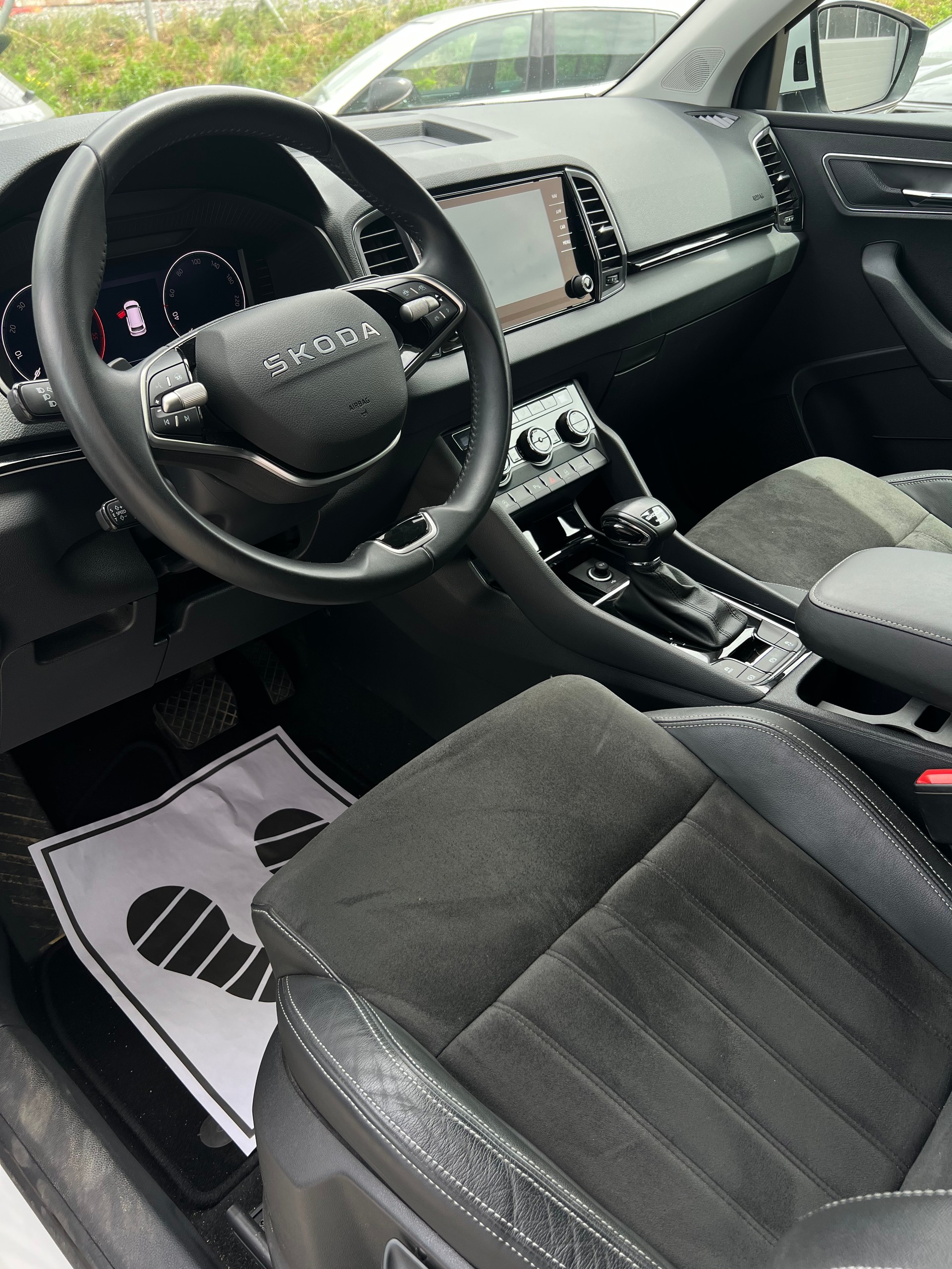 SKODA Karoq 2.0 TDI CR Selection 4x4 DSG - Garantie - Top Zustand - Leasing da 405.-/mese-image-8