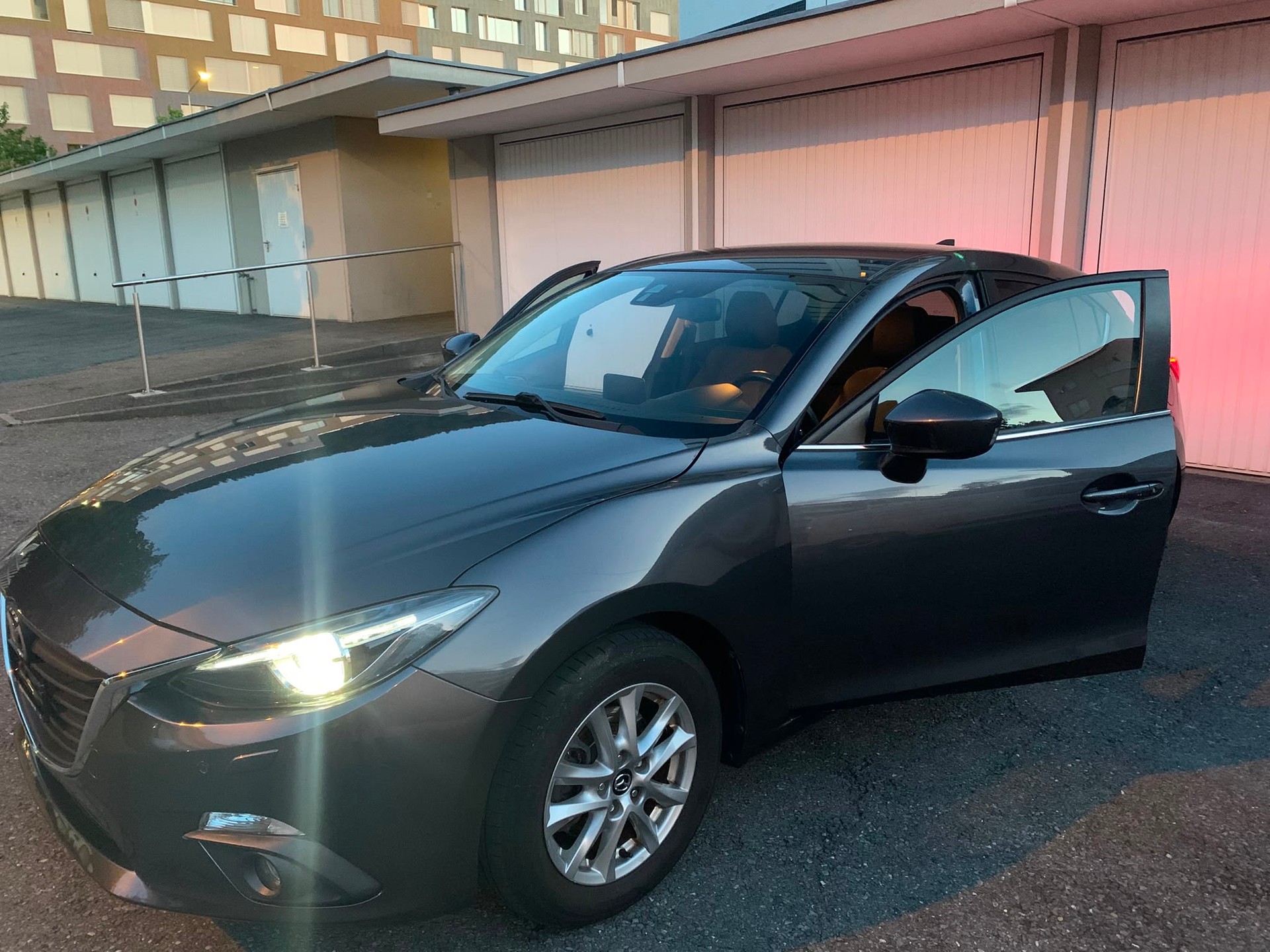 MAZDA 3 1.5 16V CD Ambition Activematic-image-2