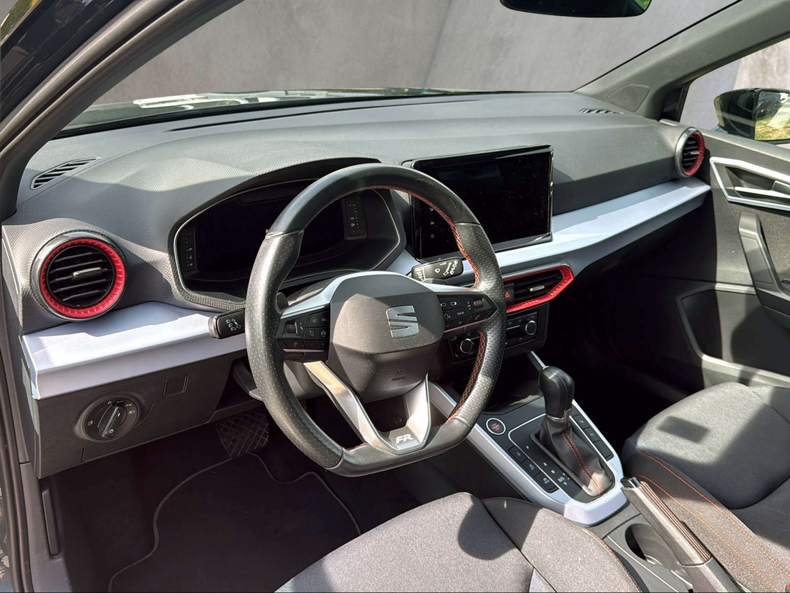 SEAT Arona 1.0 TSI Eco Hola FR DSG-image-9