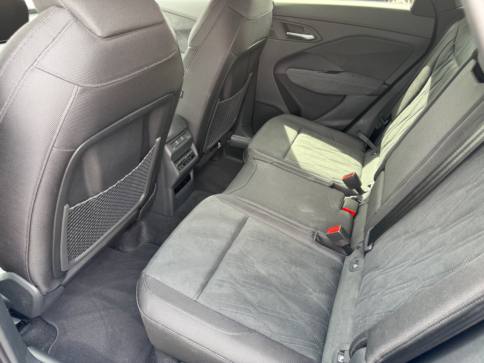 AUDI 2.0 TFSI S line quattro S-Tronic-image-6