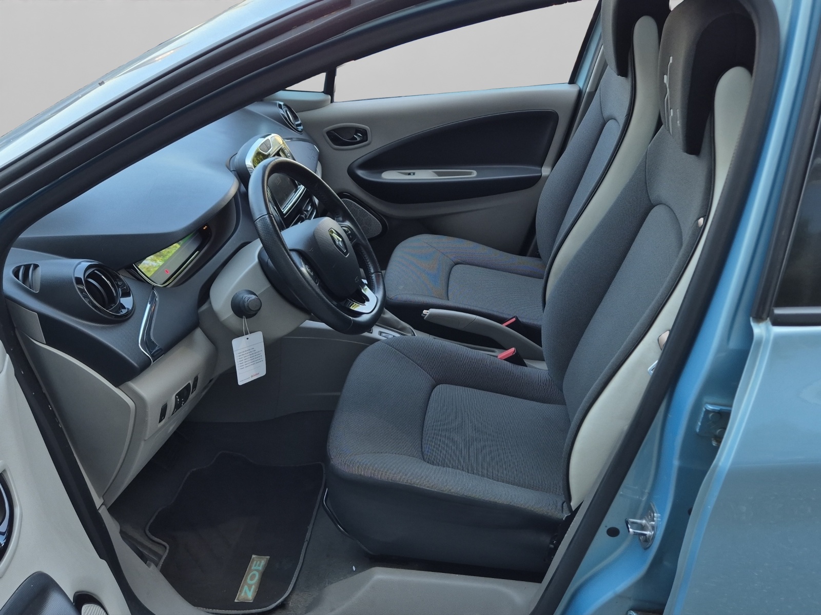 RENAULT Zoe Q210 Intens-image-4