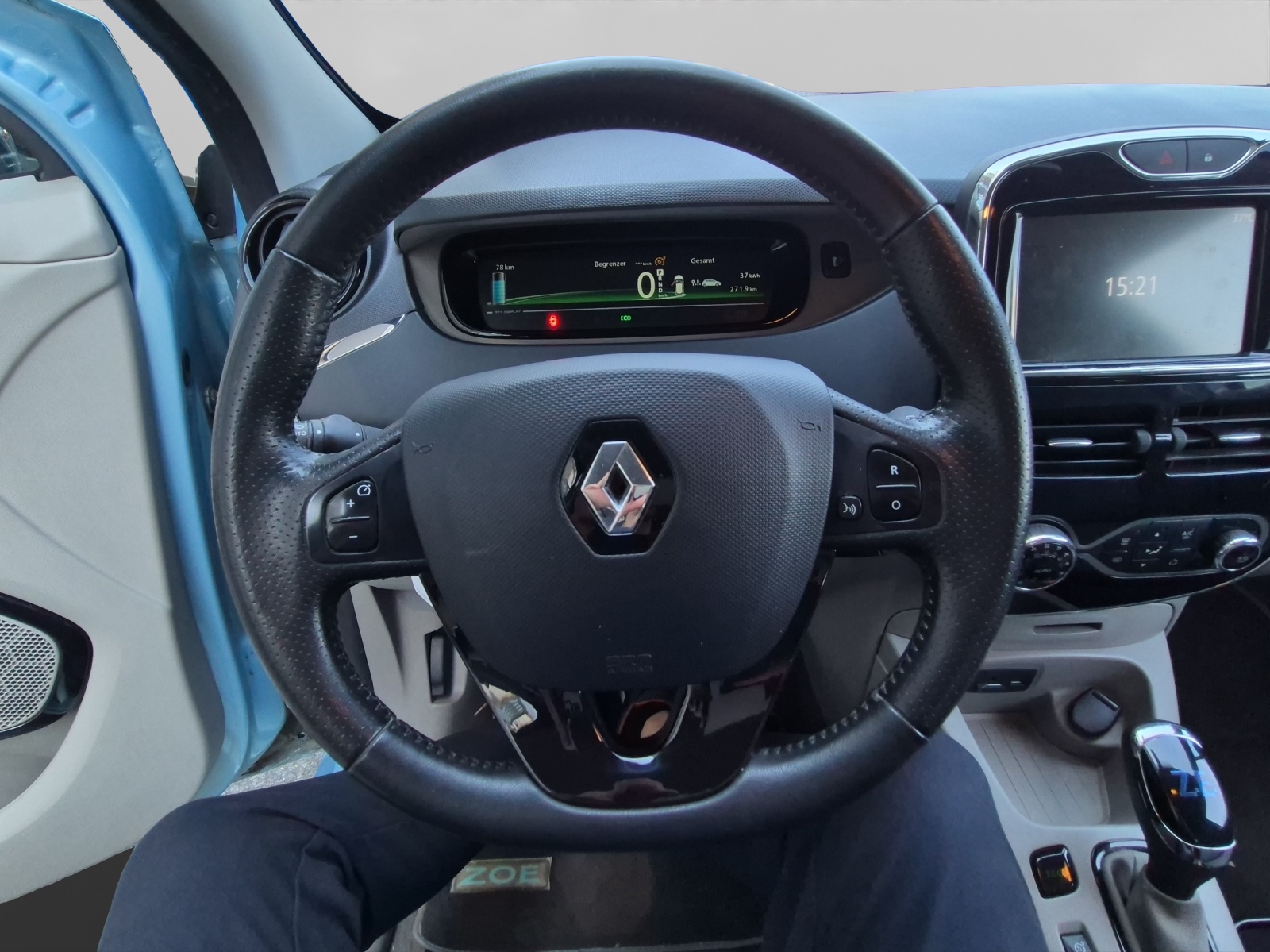 RENAULT Zoe Q210 Intens-image-5