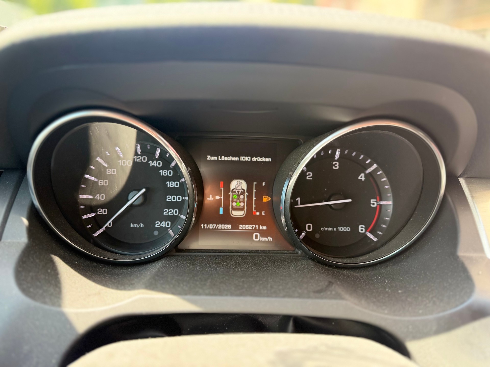 LAND ROVER Range Rover Evoque 2.2 Pure TD4-image-10