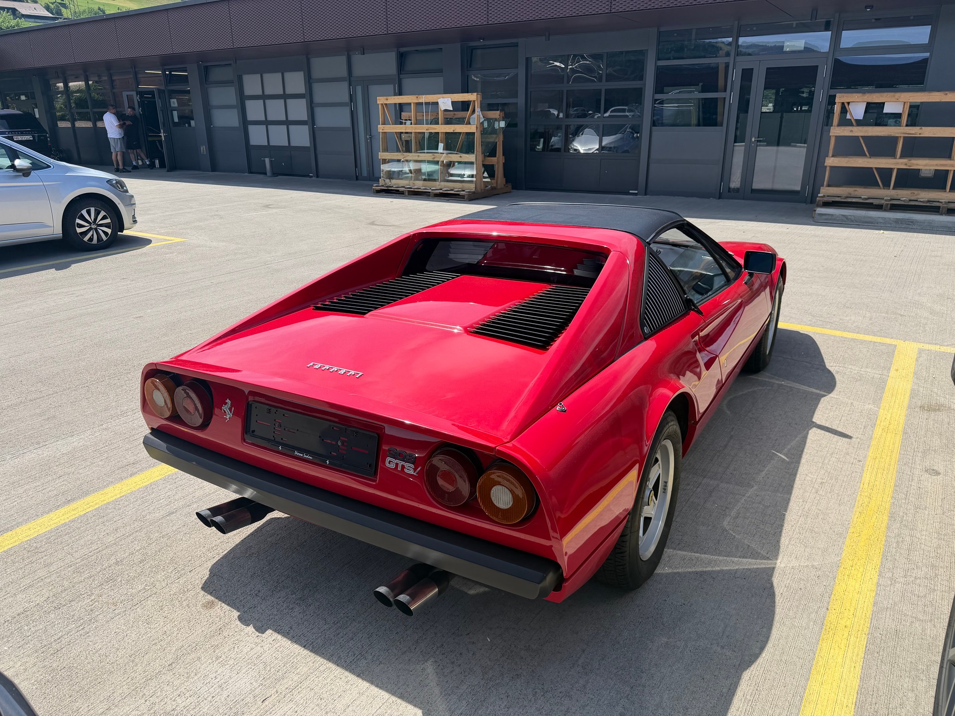 FERRARI GTSi-image-2