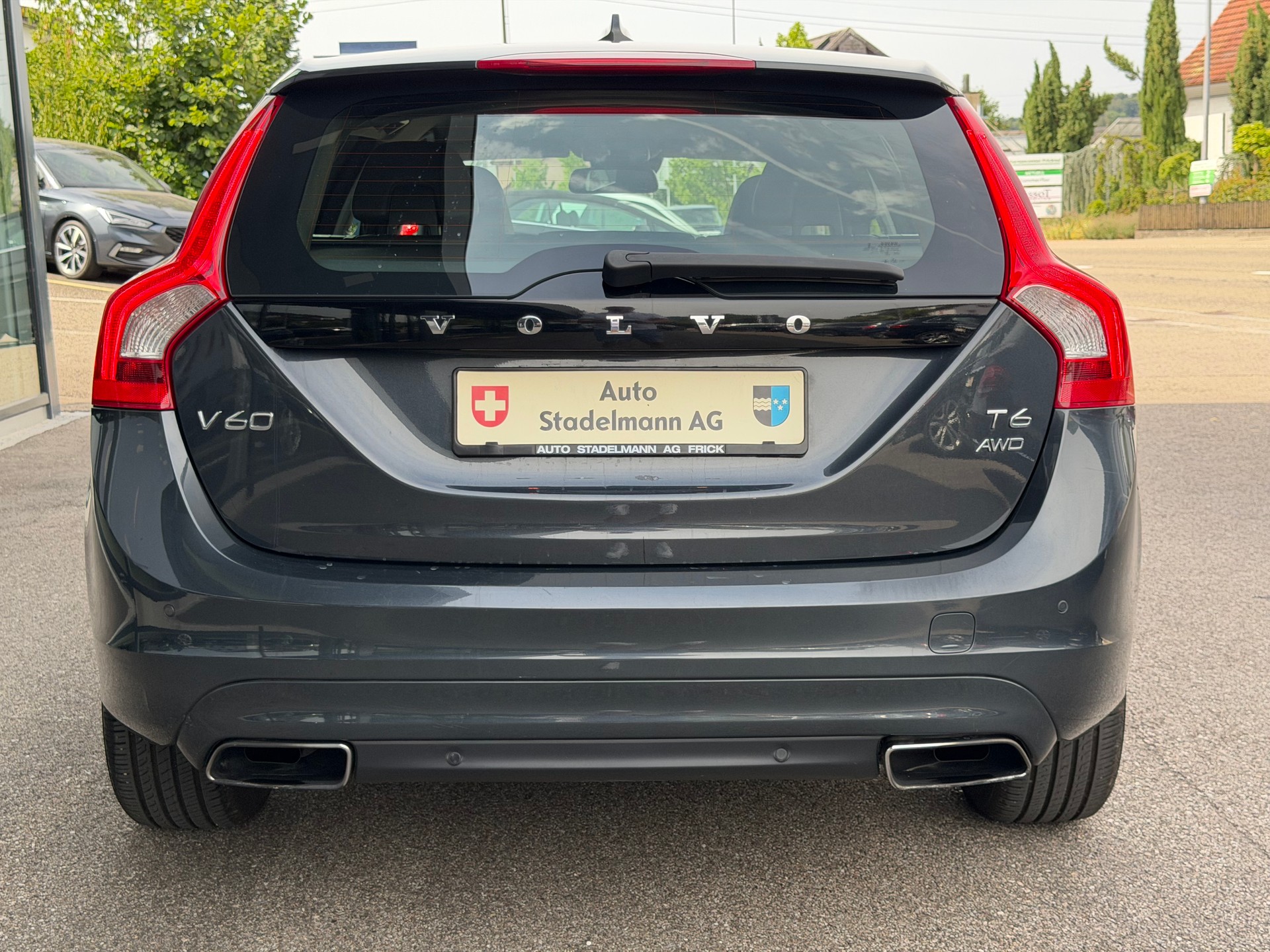 VOLVO V60 3.0 T6 Summum AWD-image-4