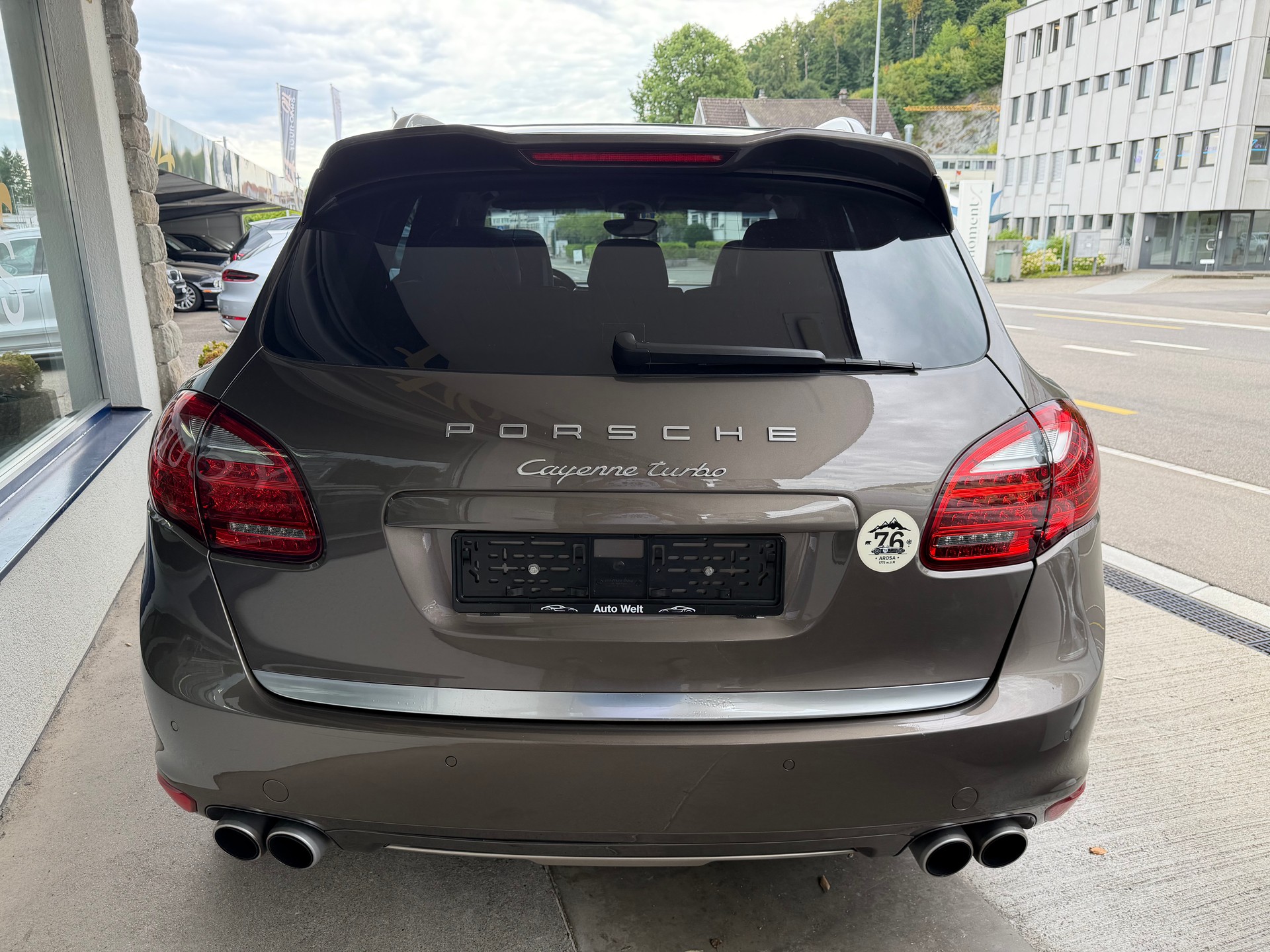 PORSCHE Cayenne Turbo-image-5