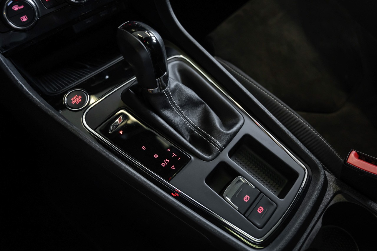 SEAT Leon 2.0 TSI Cupra 300 DSG-image-29
