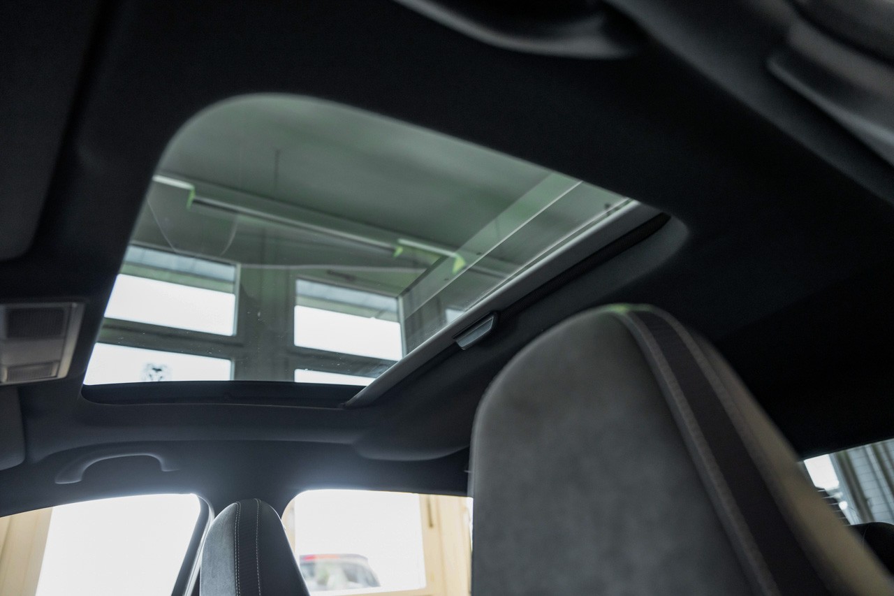 SEAT Leon 2.0 TSI Cupra 300 DSG-image-13