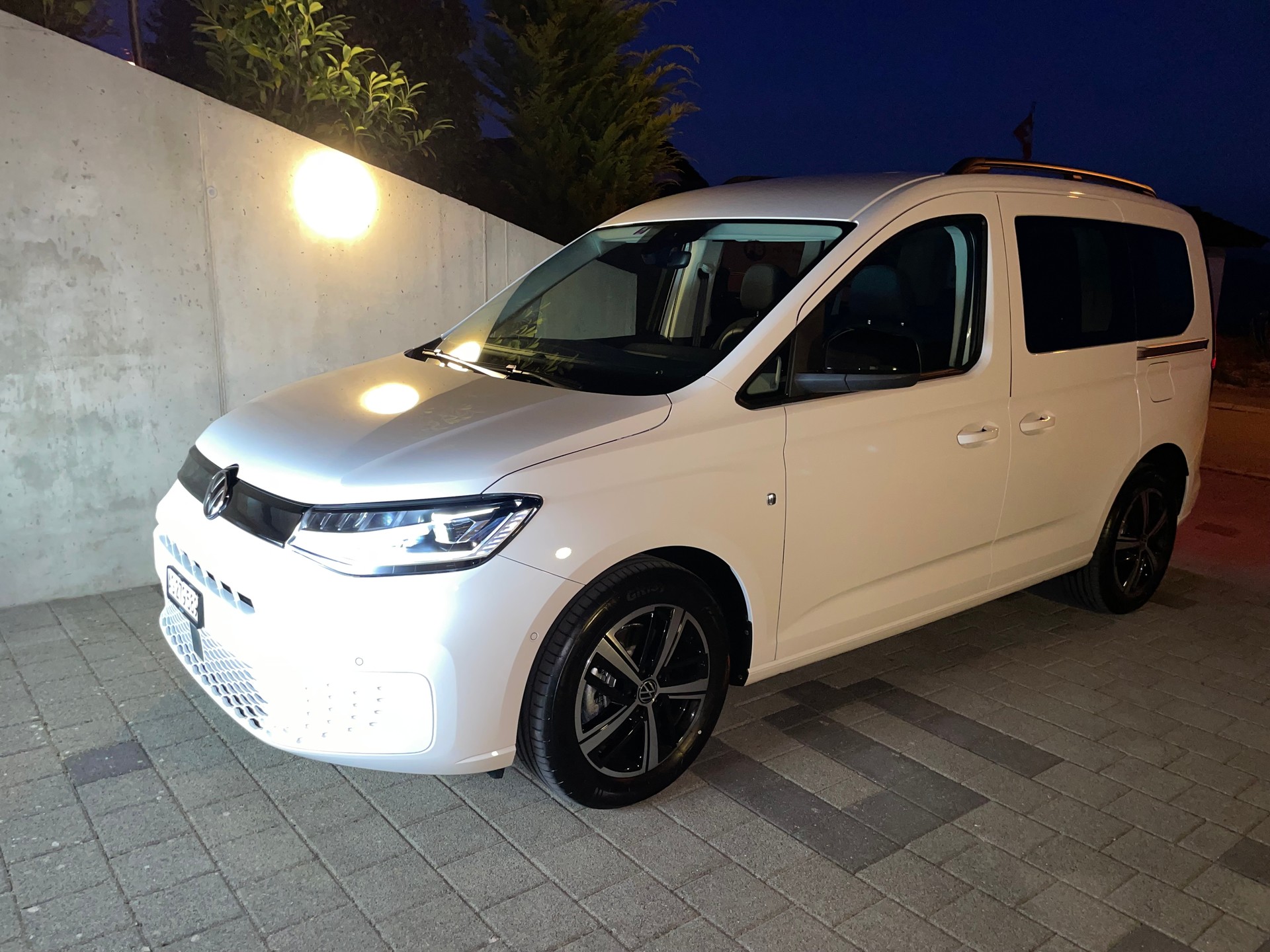 VW 1.5 TSI California Spirit DSG-image-1