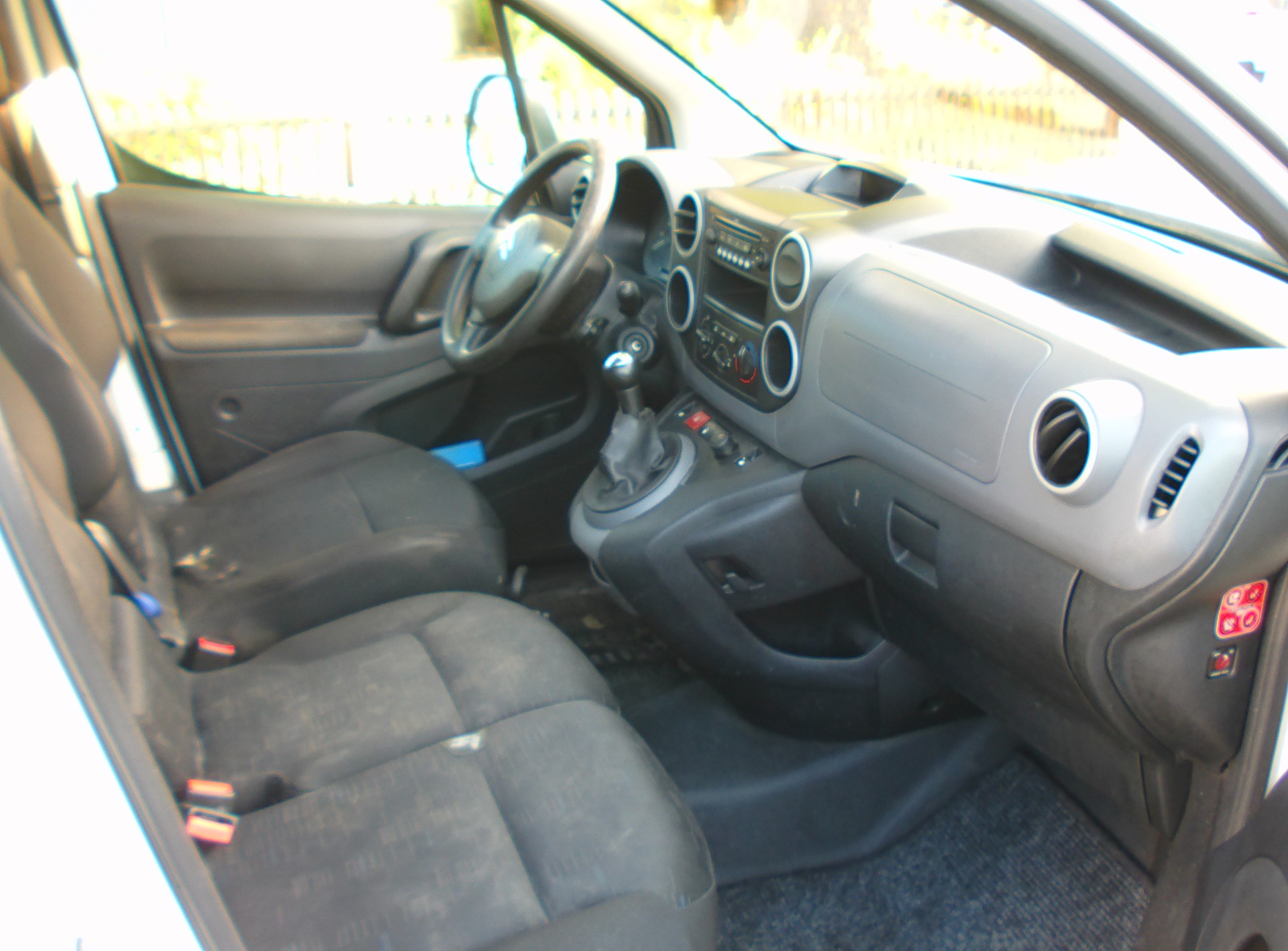 CITROEN Berlingo 1.6 HDi 600 Komfort (Confort)-image-10