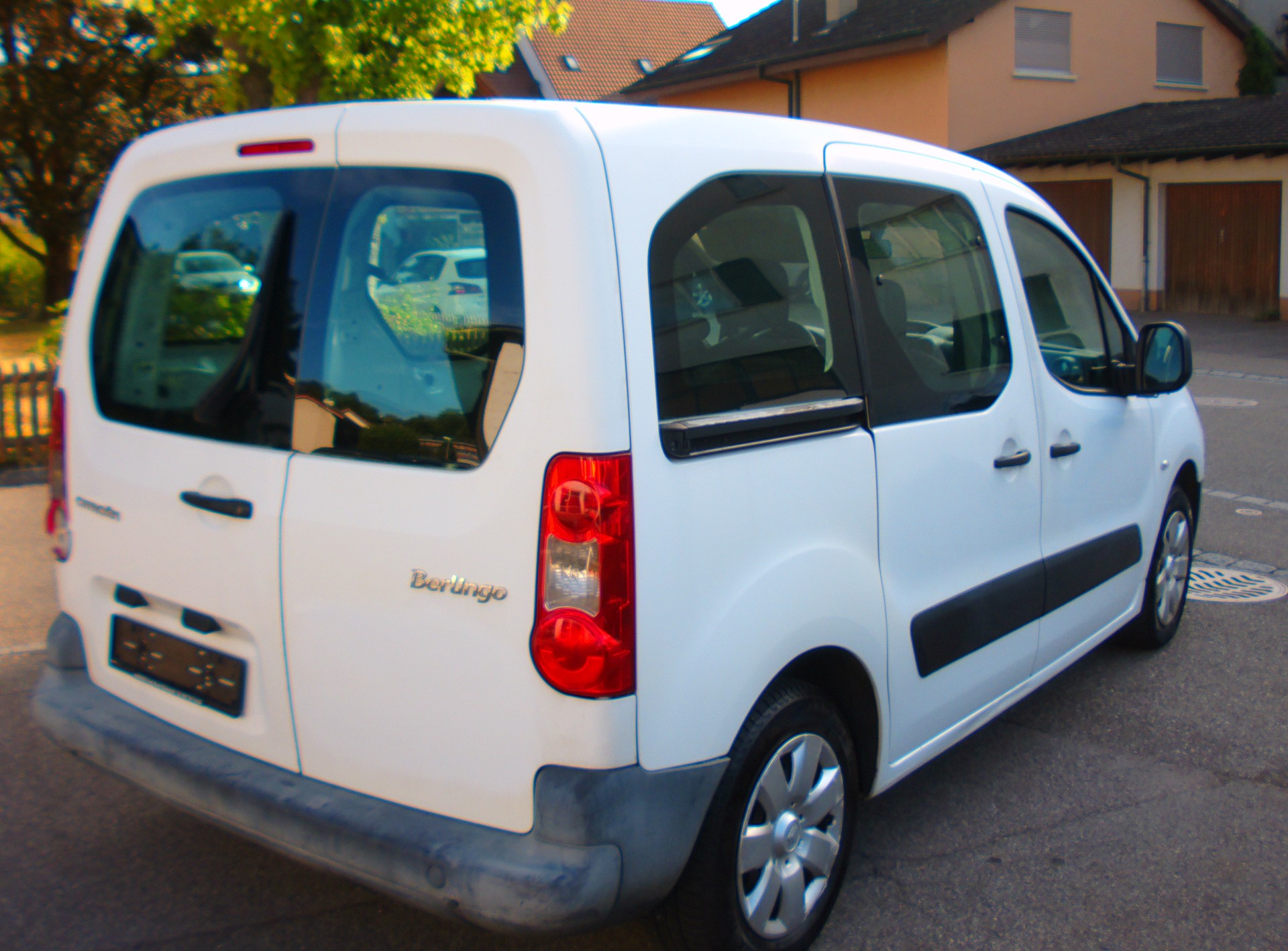 CITROEN Berlingo 1.6 HDi 600 Komfort (Confort)-image-4